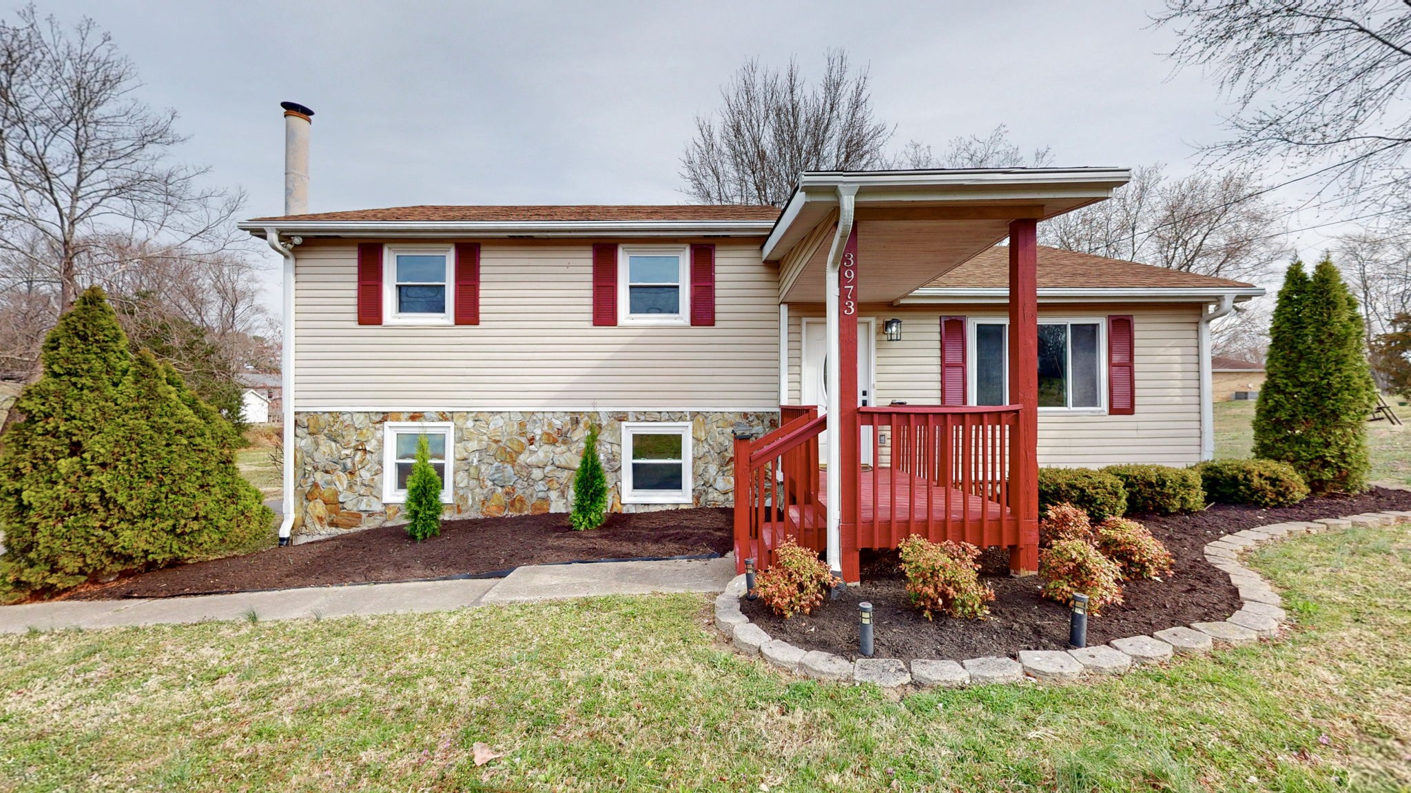 3973 Old Lebanon Dirt Rd