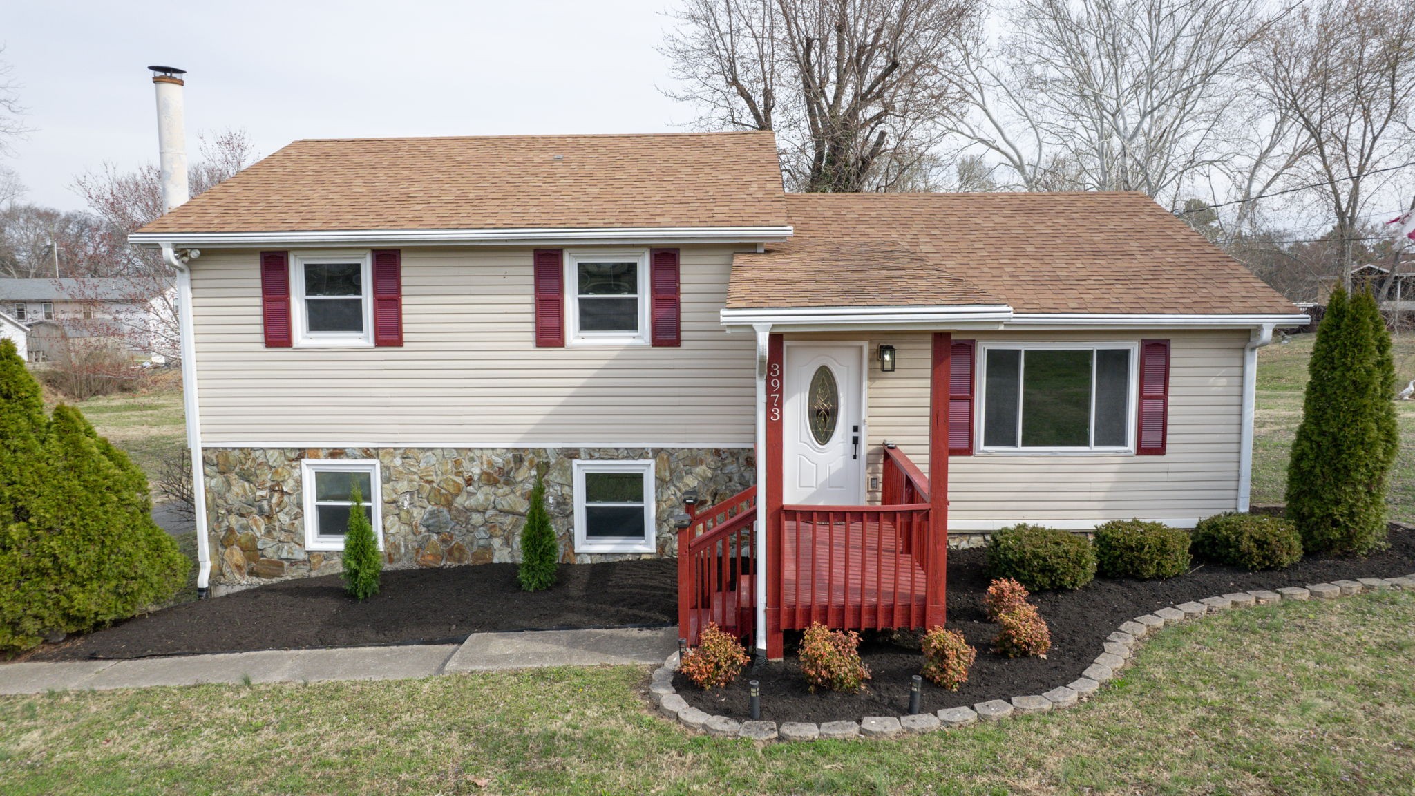 3973 Old Lebanon Dirt Rd