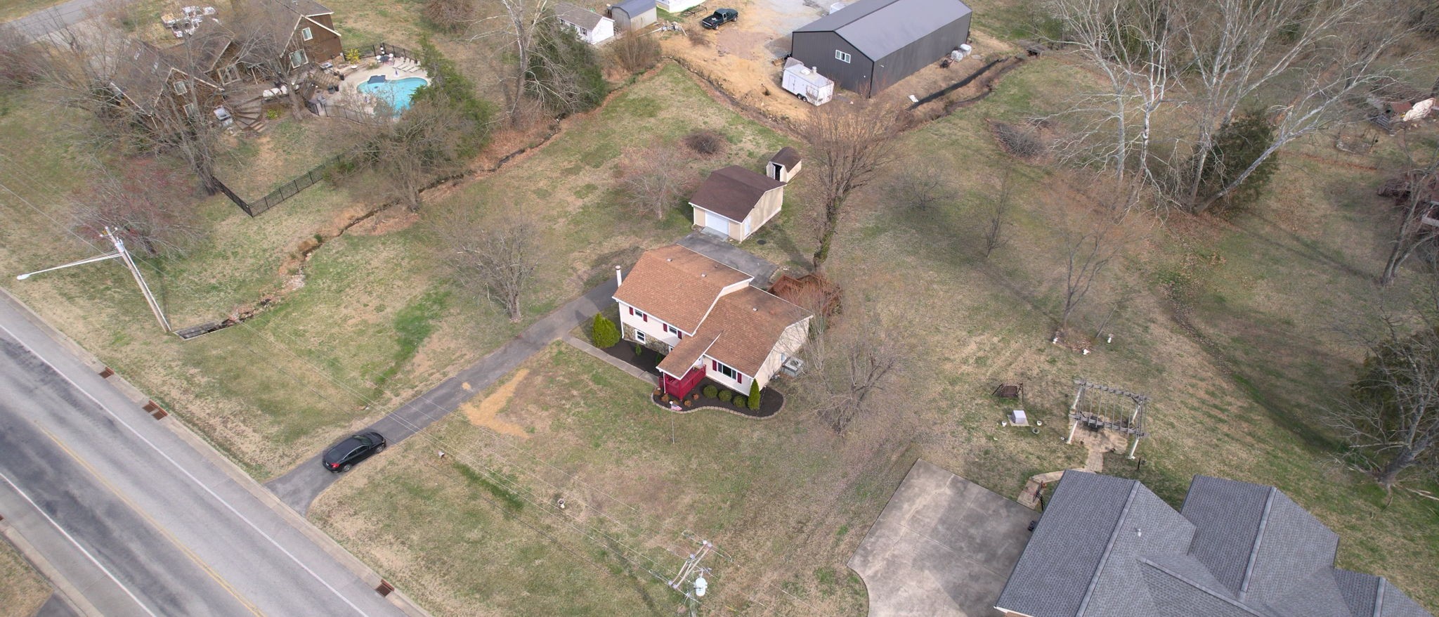 3973 Old Lebanon Dirt Rd