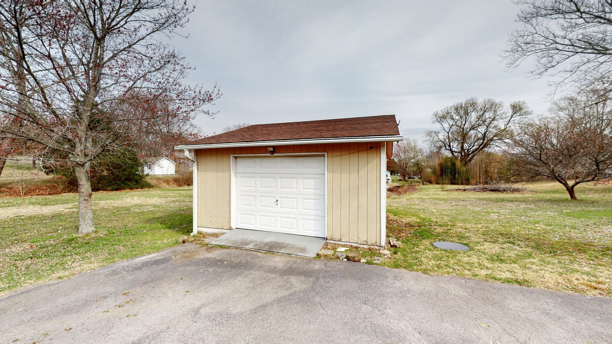 3973 Old Lebanon Dirt Rd