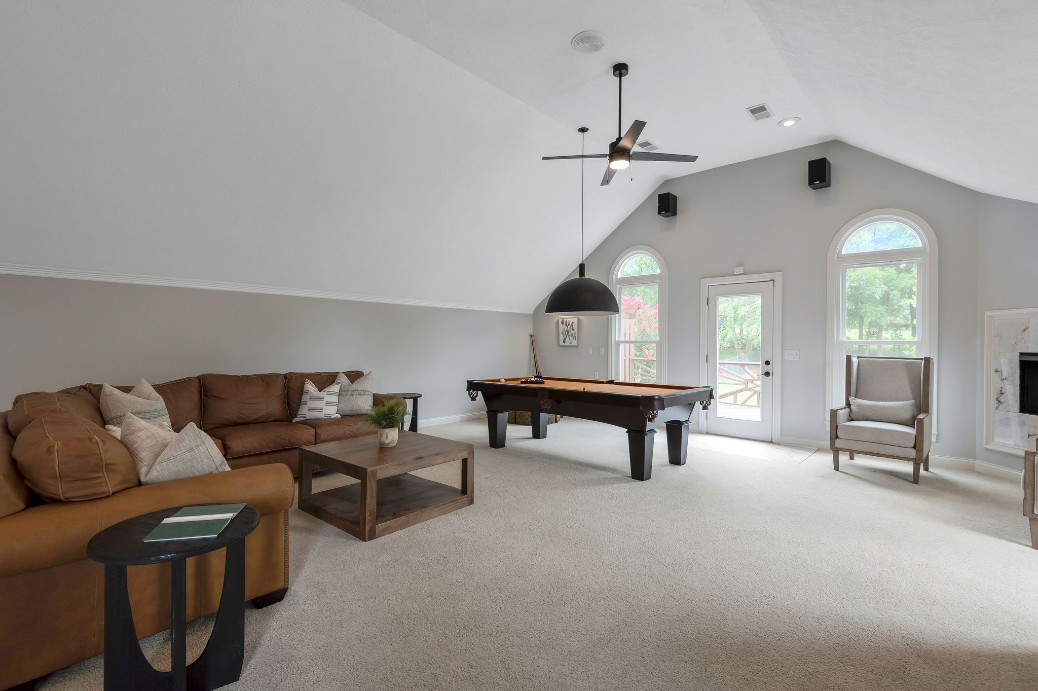 109 Carriage Pl