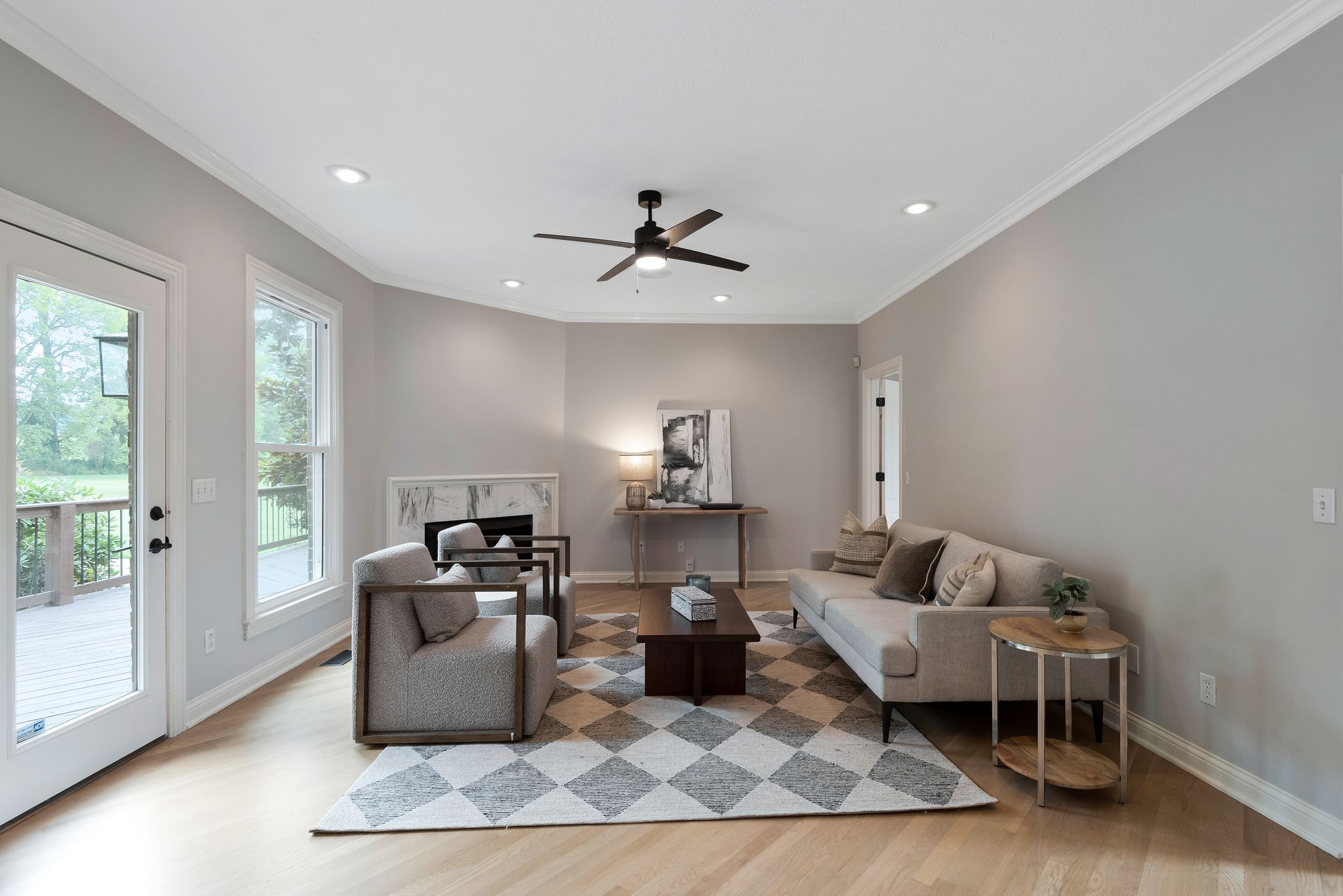 109 Carriage Pl
