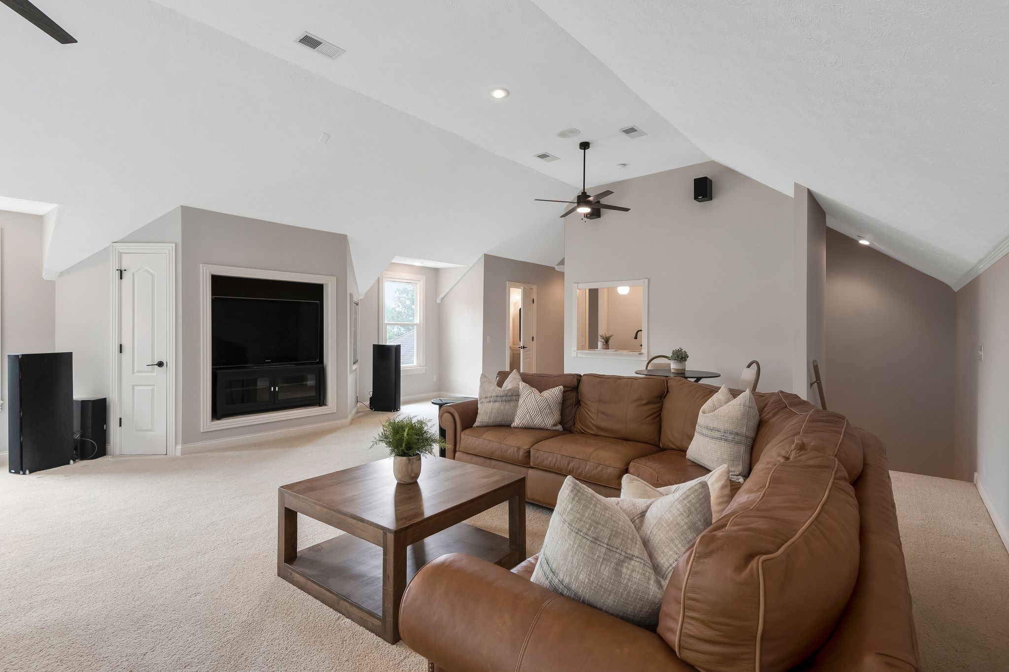 109 Carriage Pl