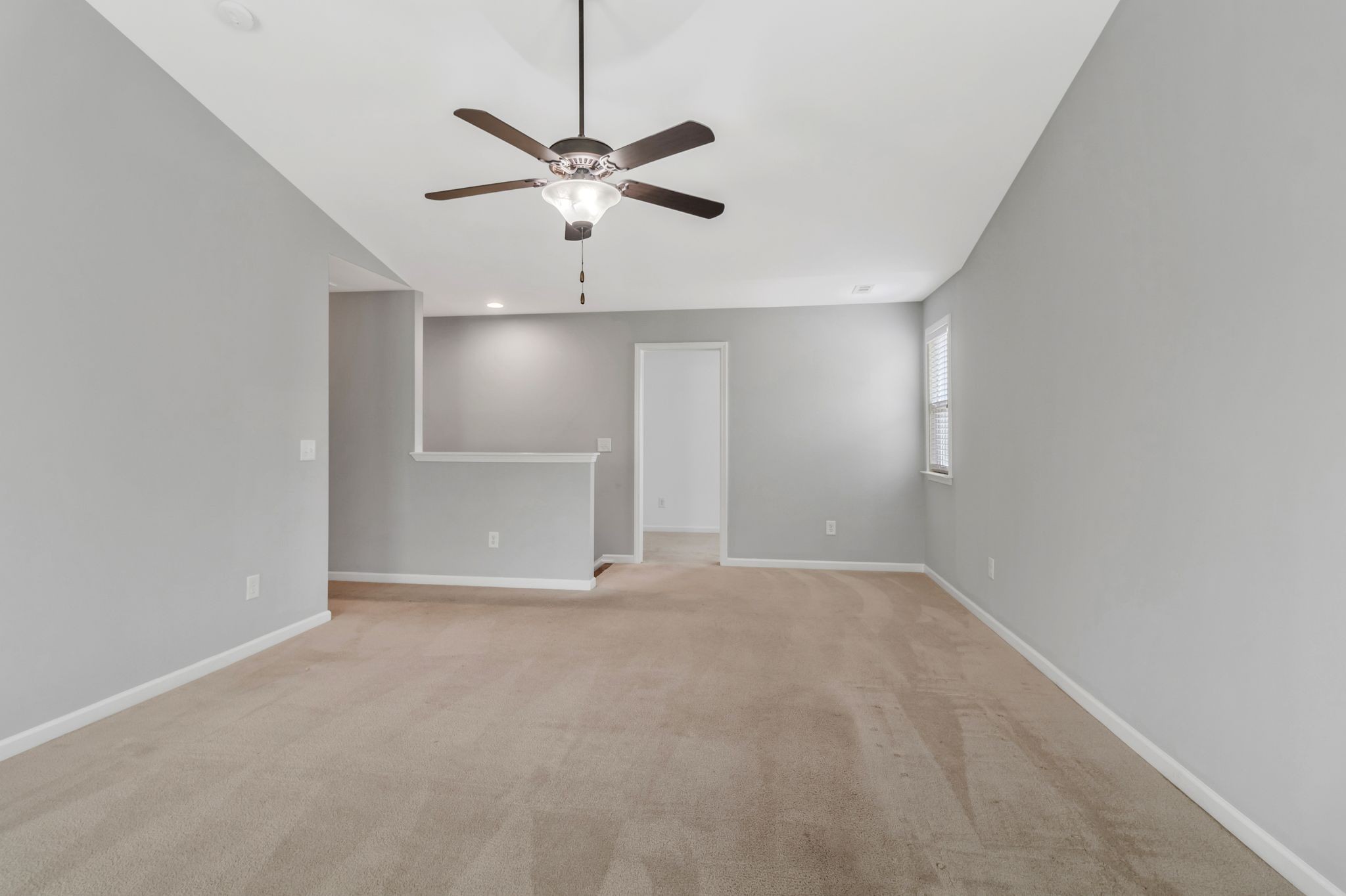 7316 Sugarloaf Dr