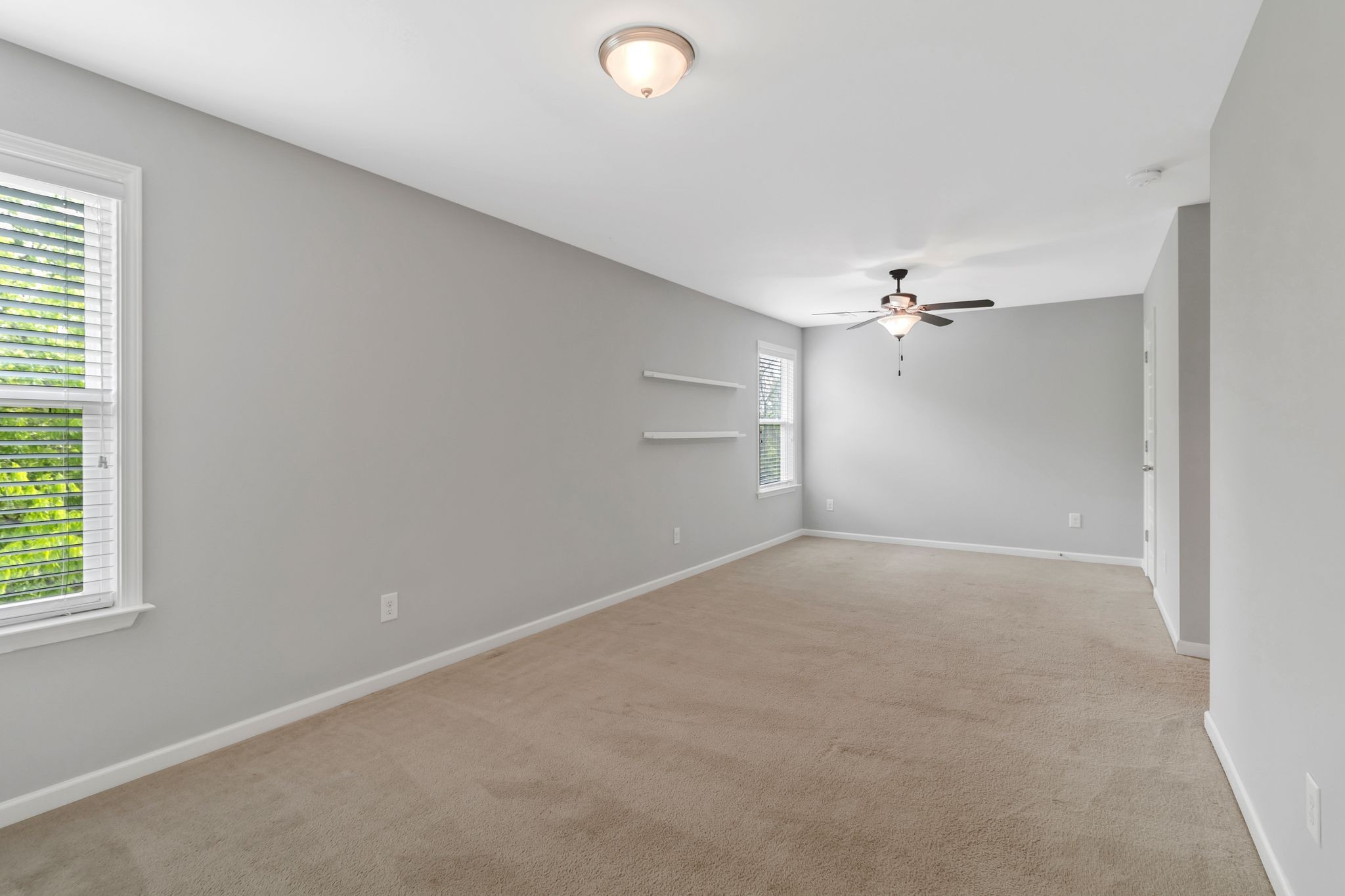 7316 Sugarloaf Dr