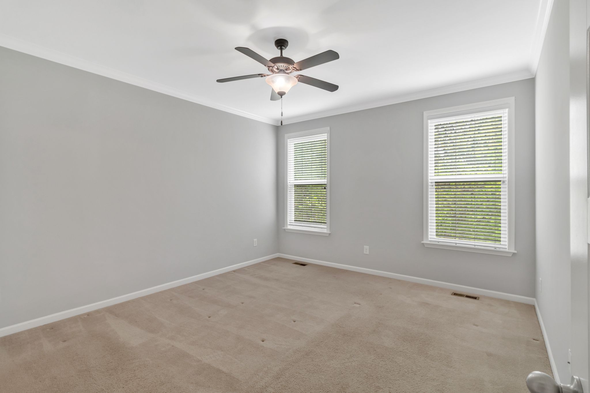 7316 Sugarloaf Dr