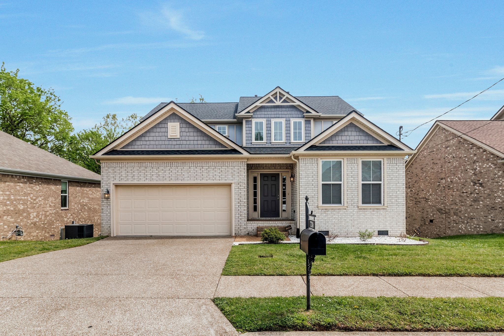 7316 Sugarloaf Dr