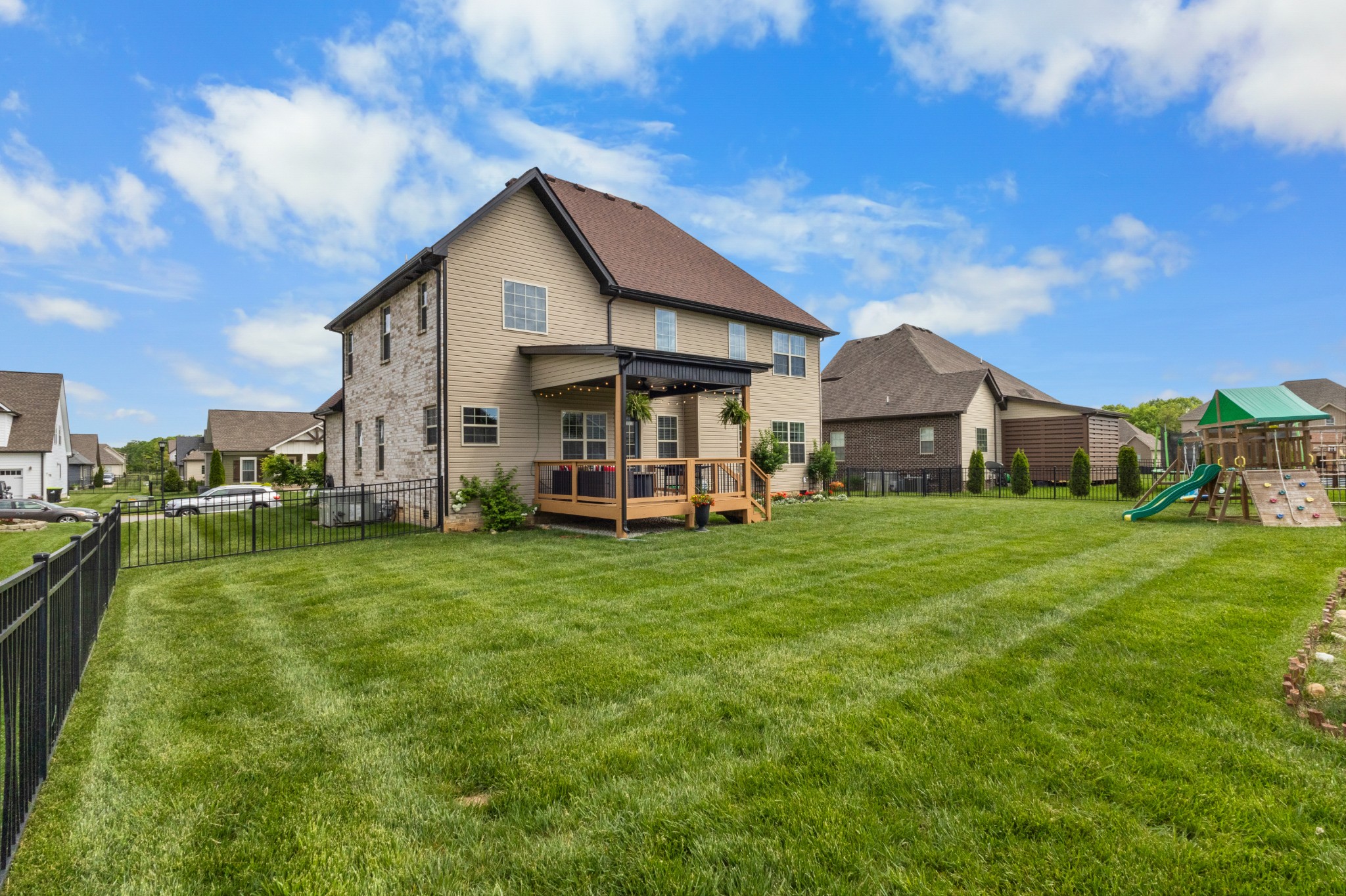 404 Barr Dr