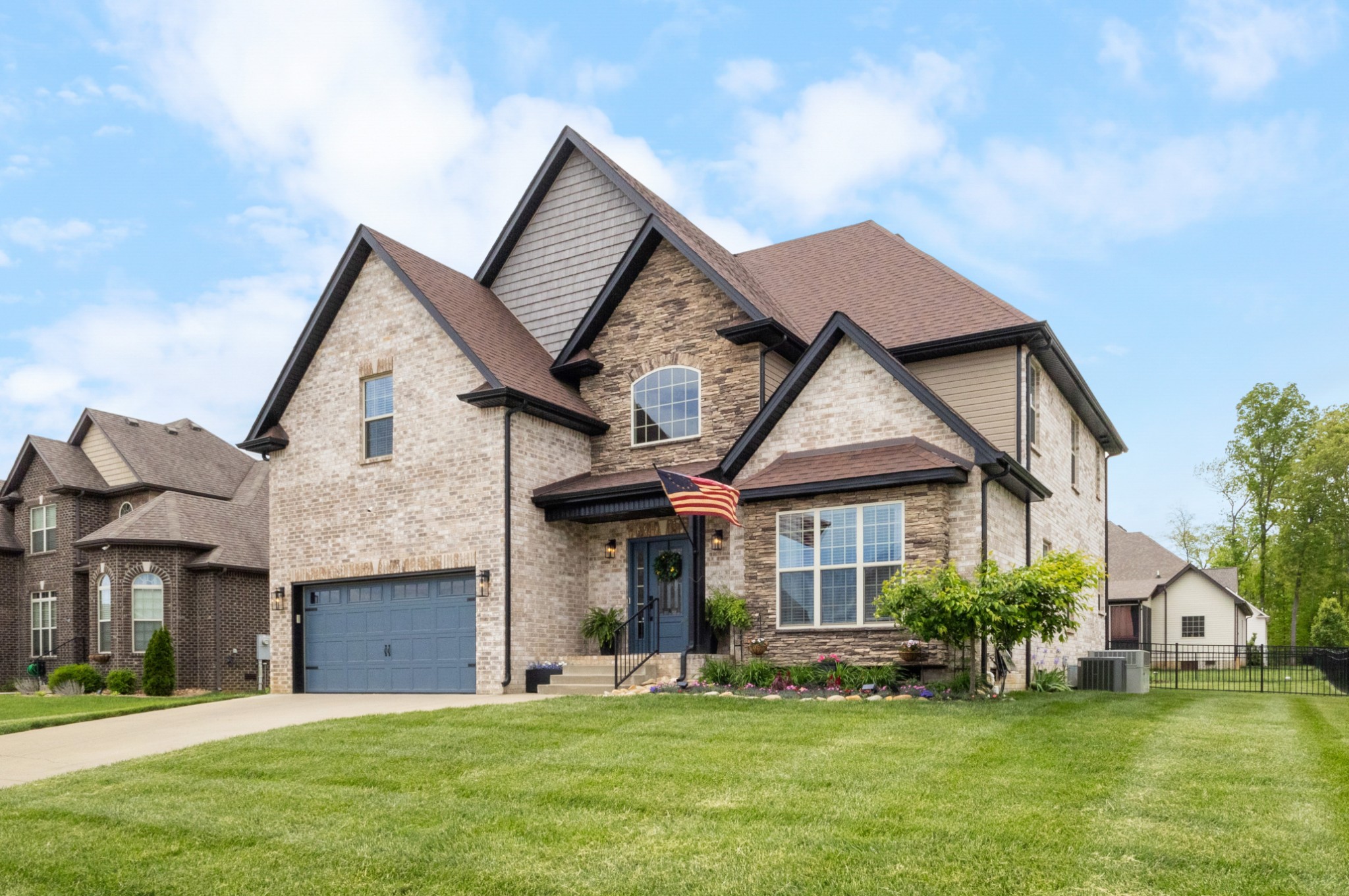 404 Barr Dr