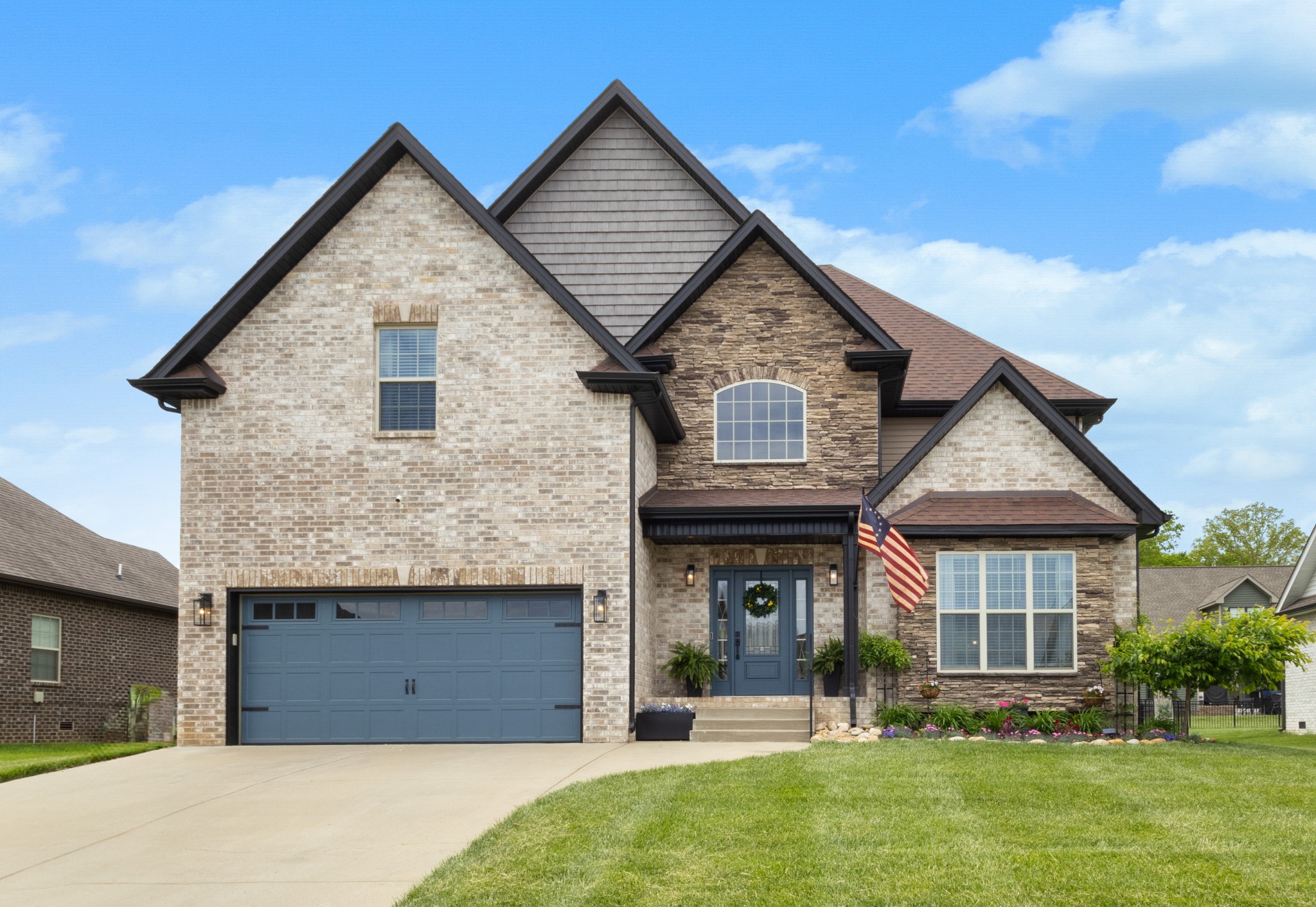 404 Barr Dr