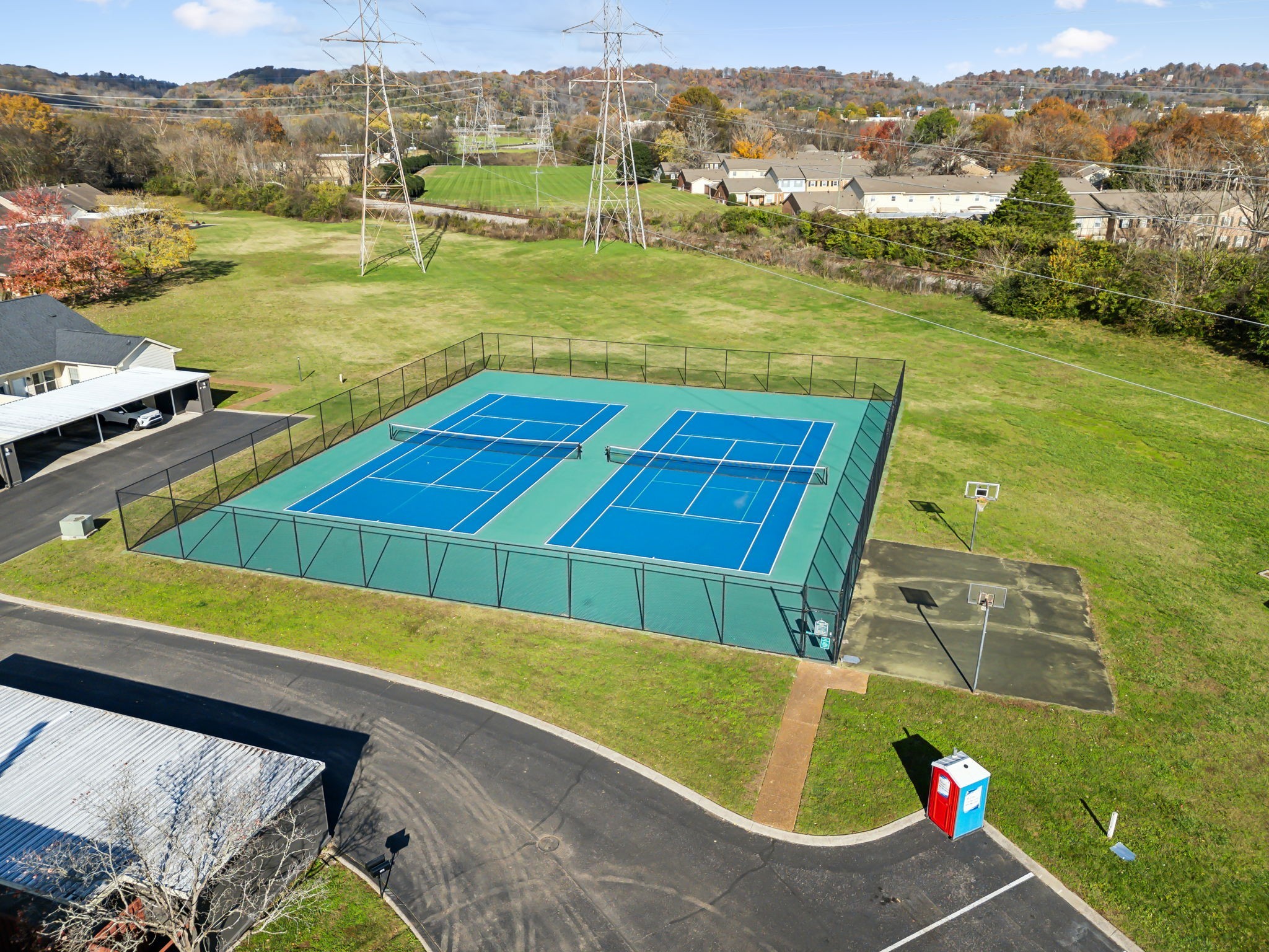 8508 Sawyer Brown Rd