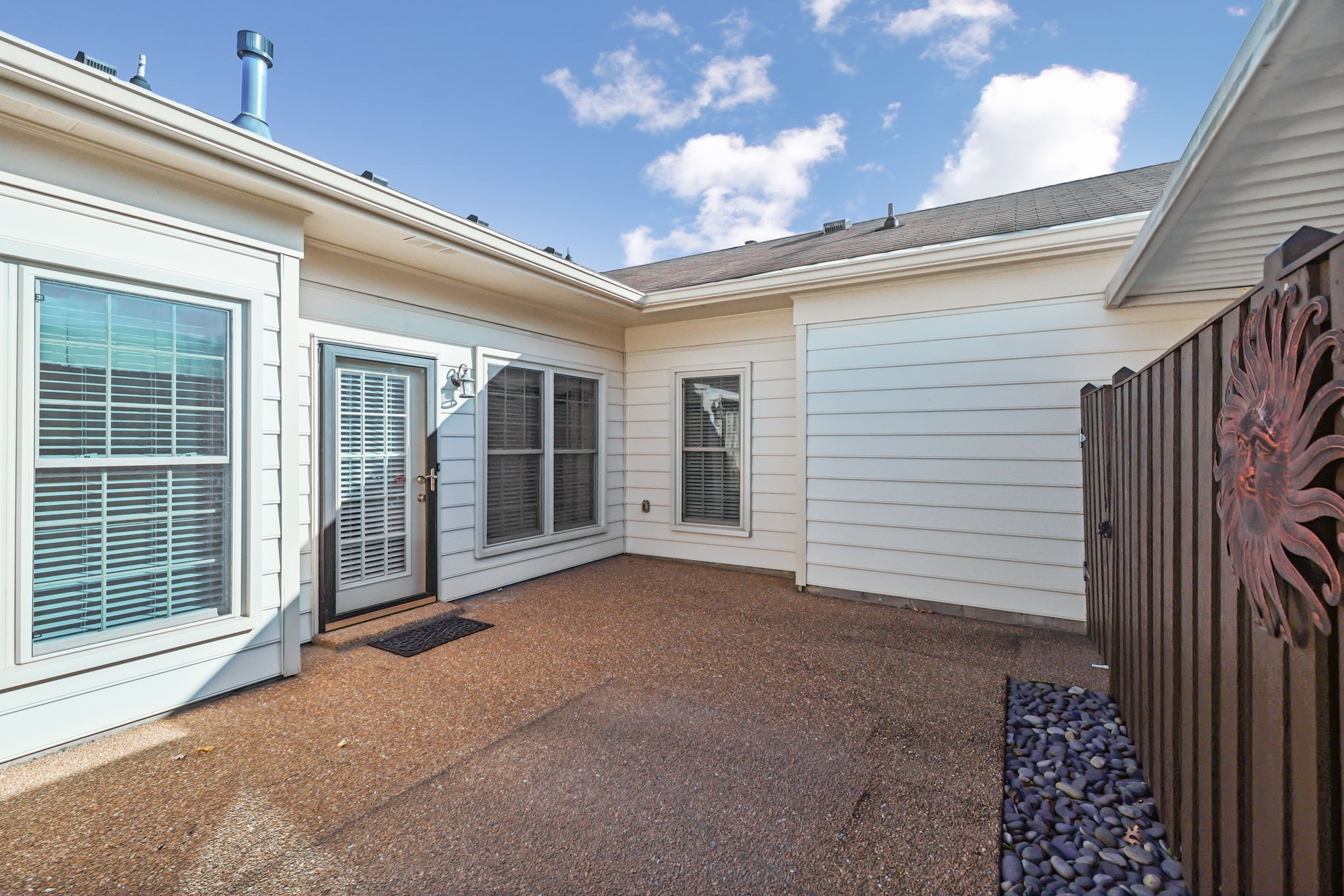 8508 Sawyer Brown Rd