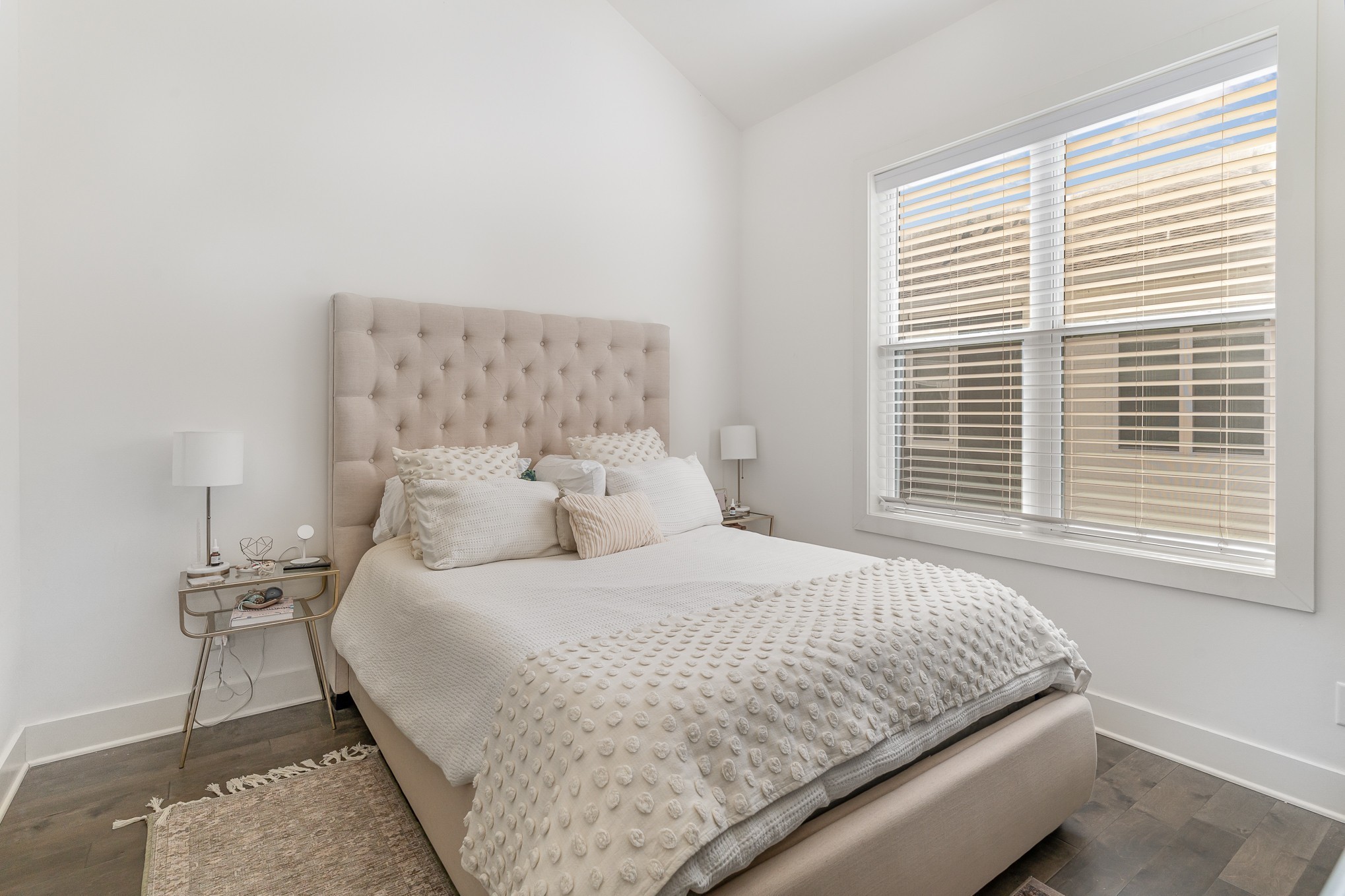 700 James Ave Unit: 24