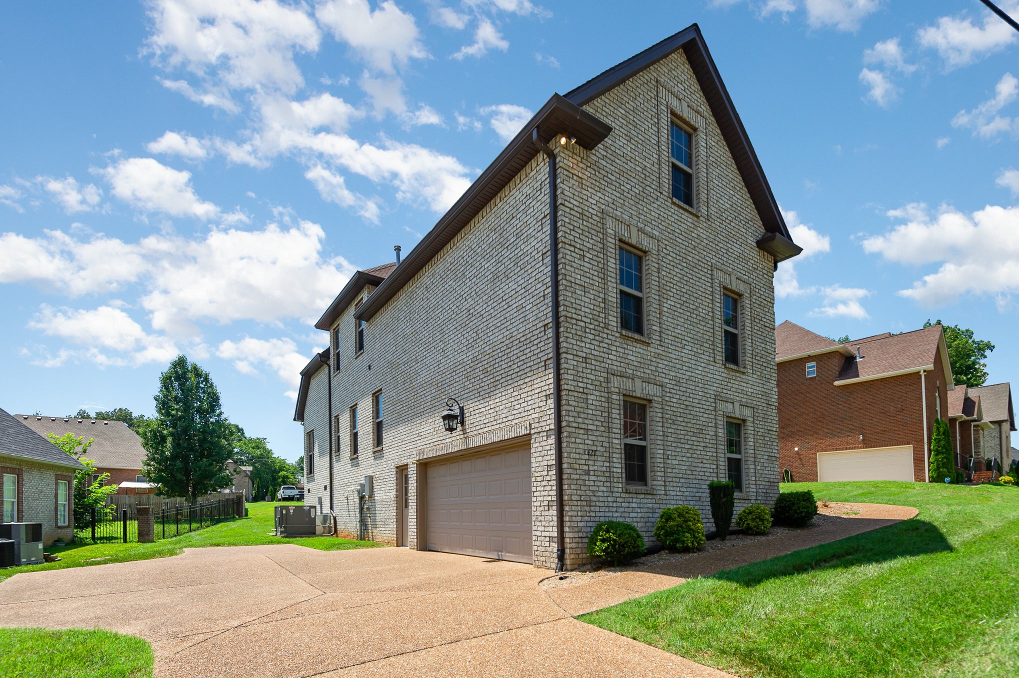 427 Fieldstone Dr