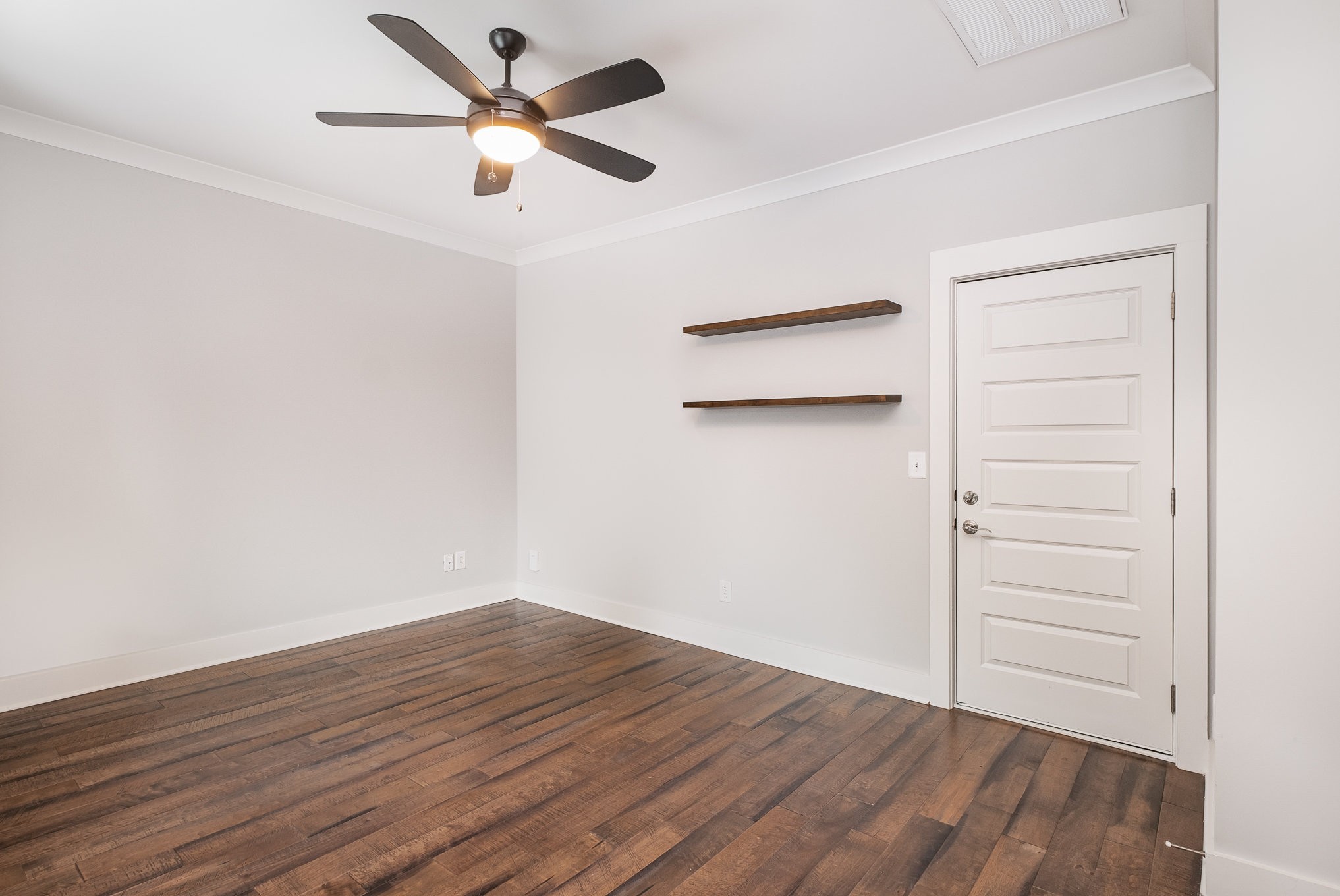 1106 Wade Ave Unit: 5