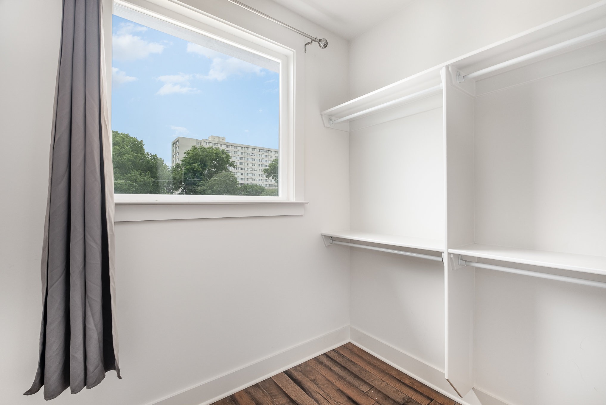 1106 Wade Ave Unit: 5