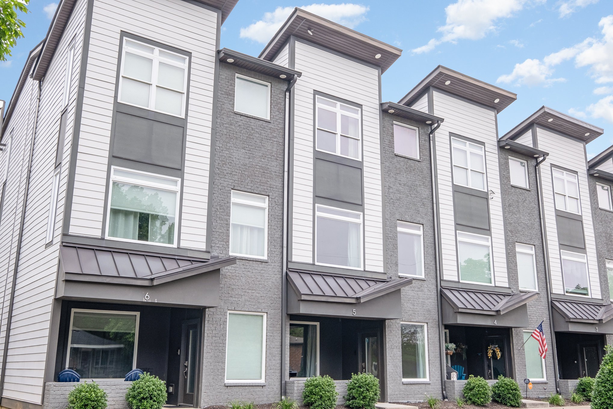 1106 Wade Ave Unit: 5