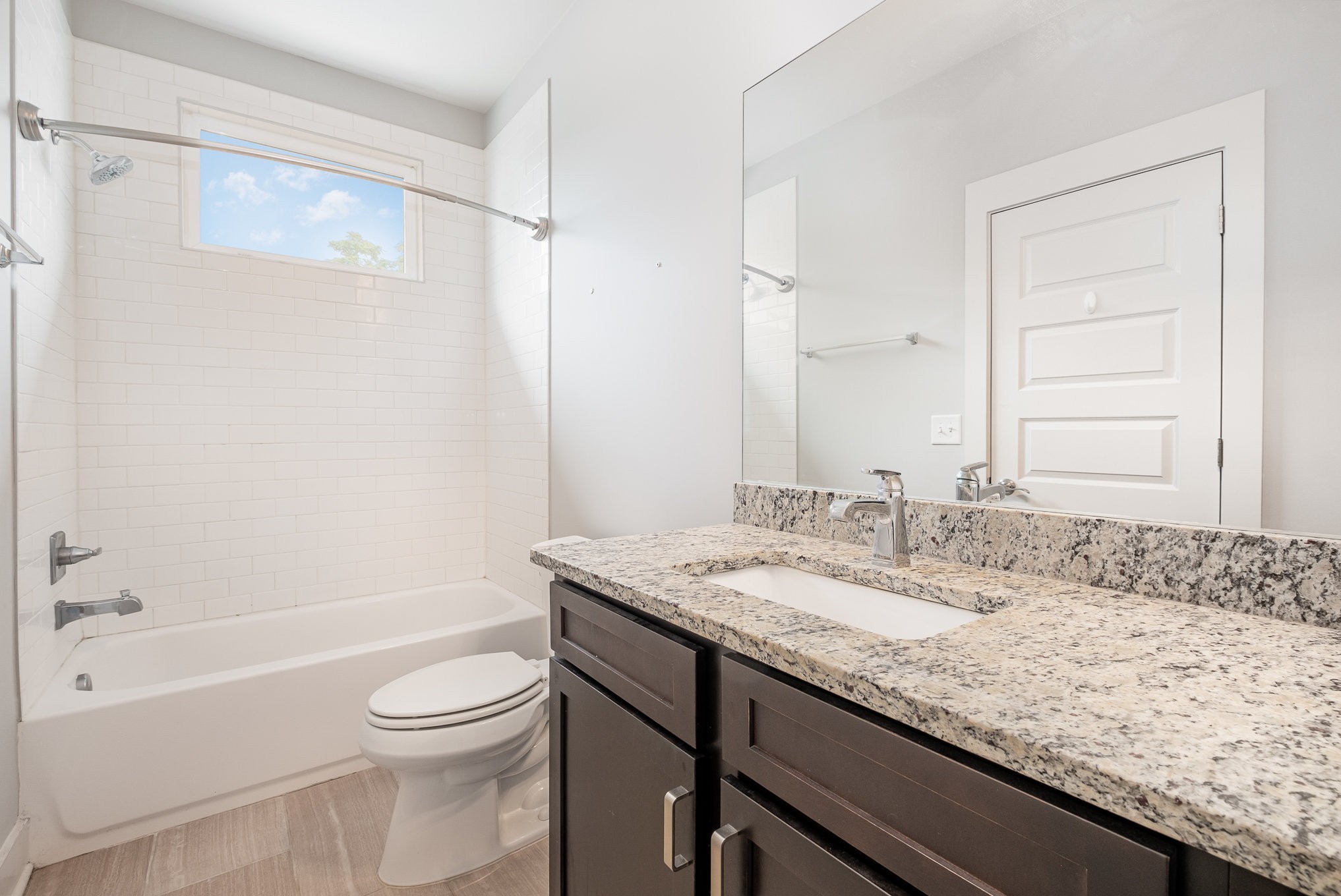 1106 Wade Ave Unit: 5