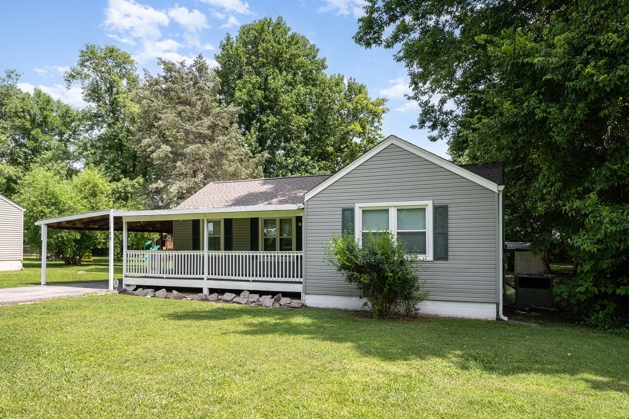 184 Empire Dr