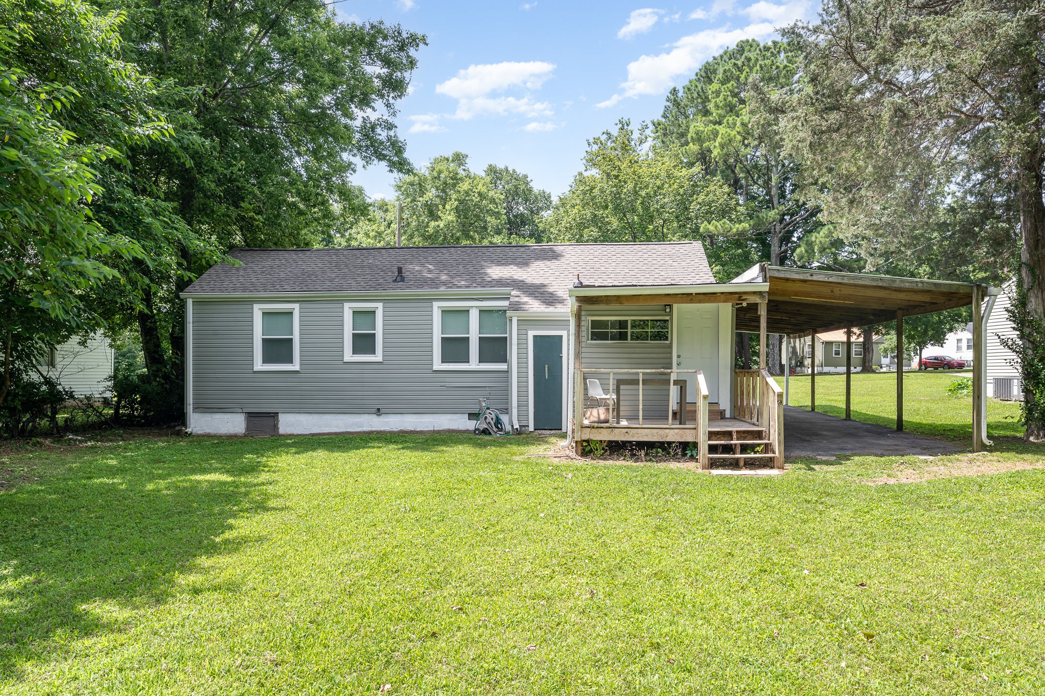 184 Empire Dr