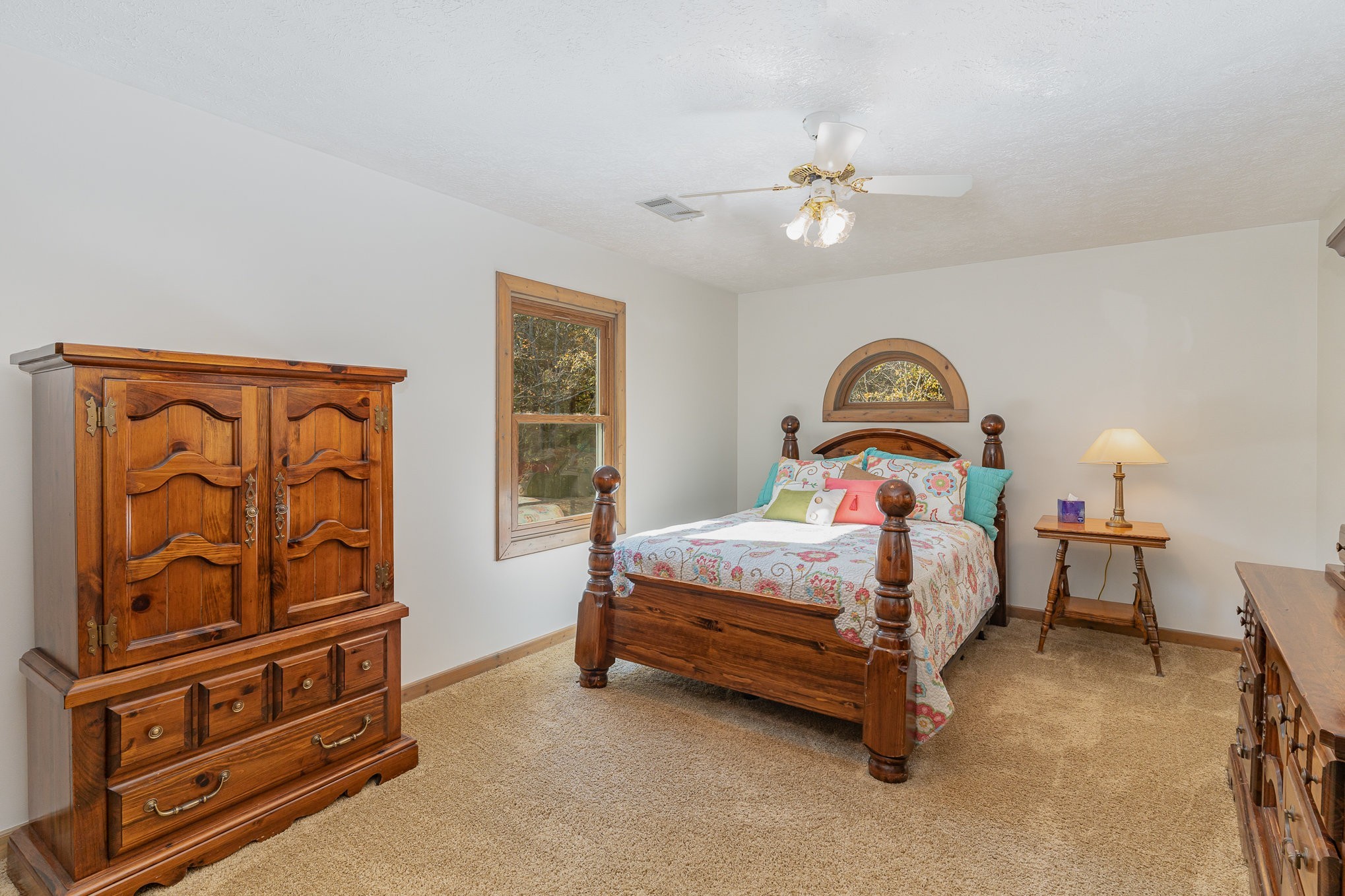 5743 Clarksville Pike