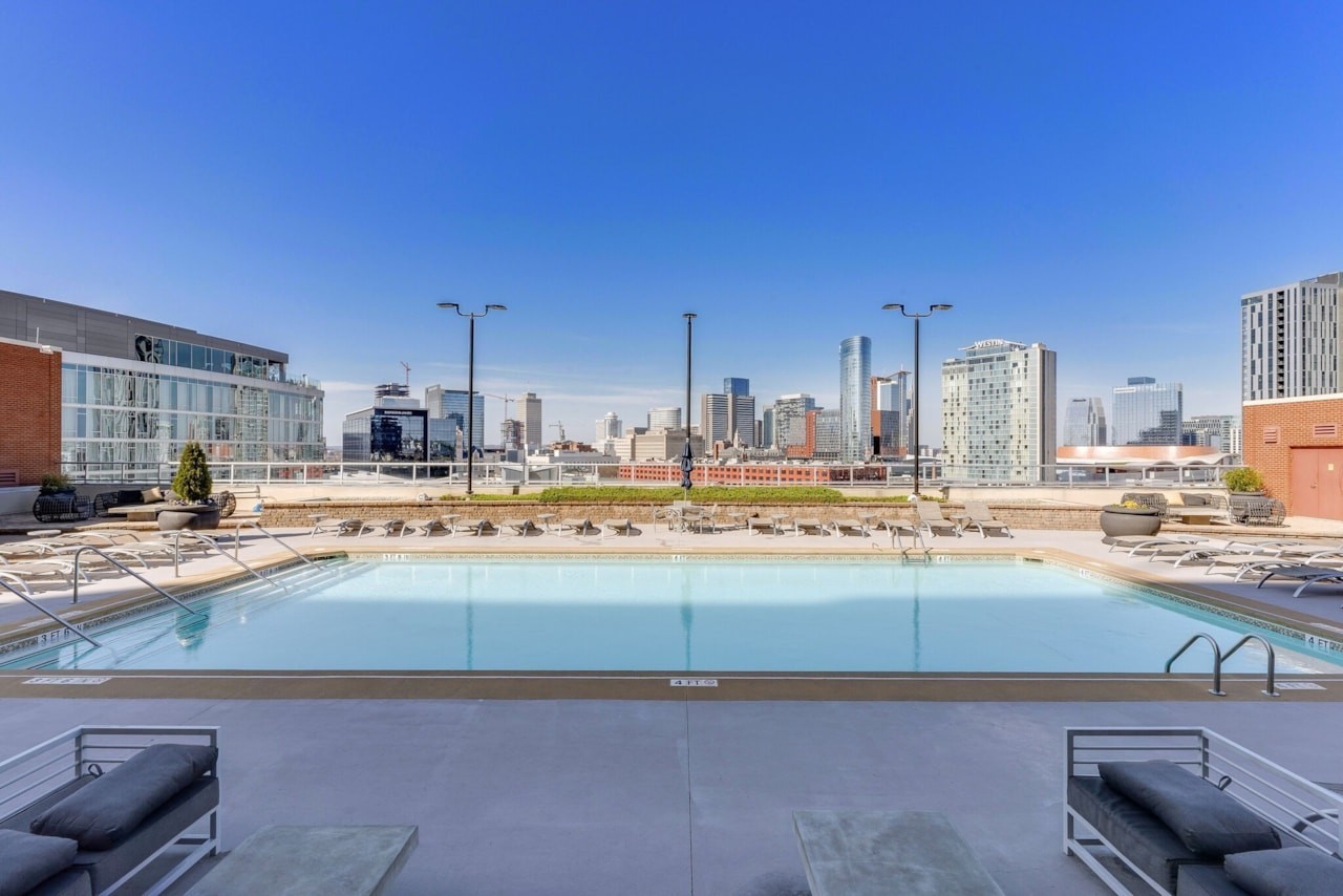 600 12th Ave, S Unit: 422