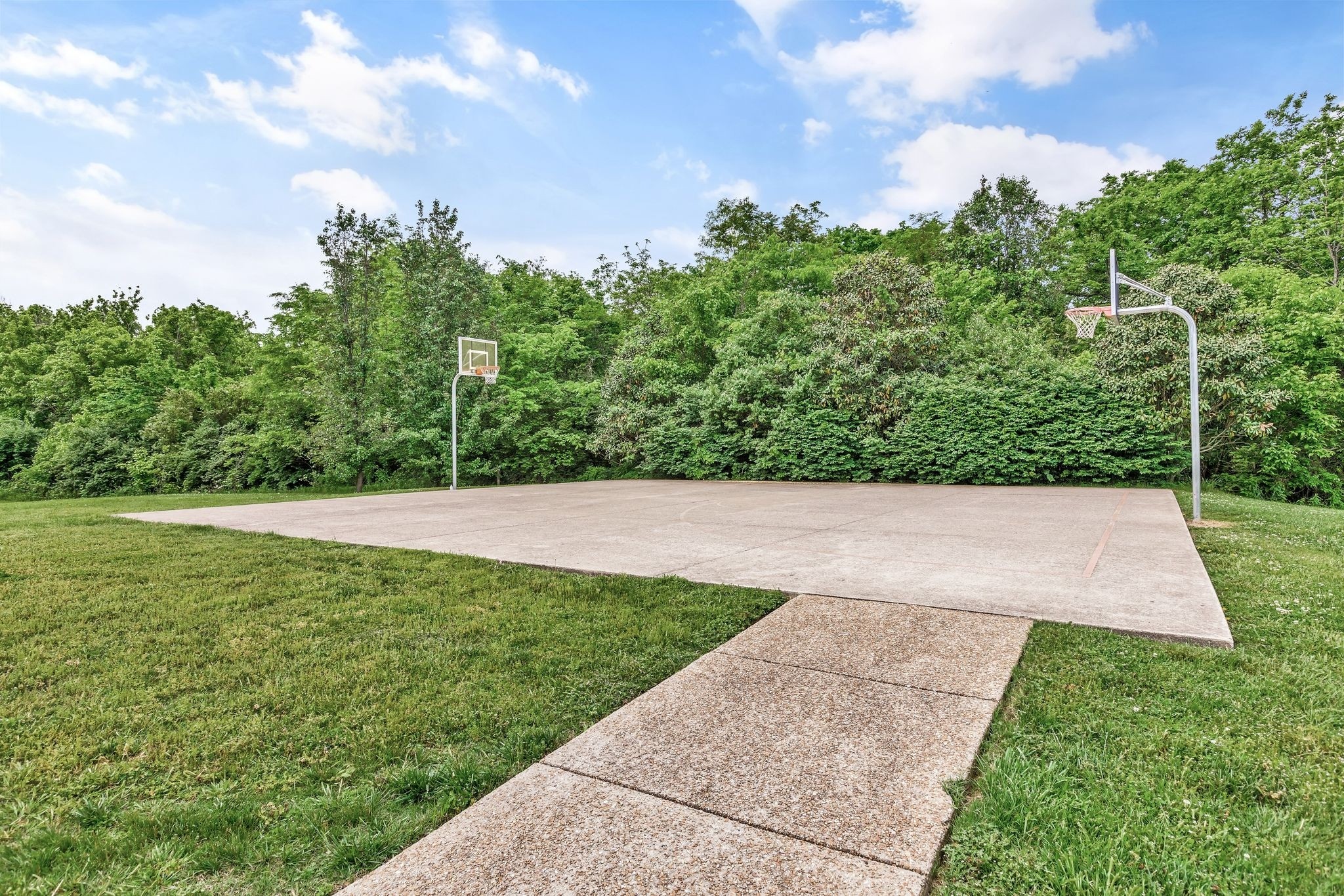 7948 Boone Trce