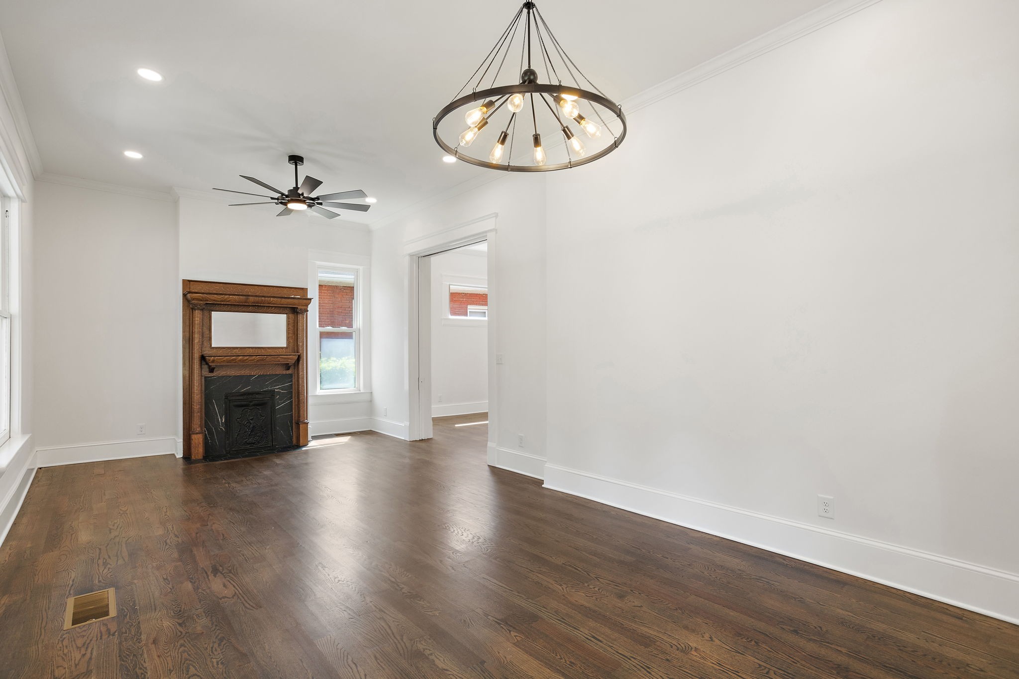 2109 Elliott Ave