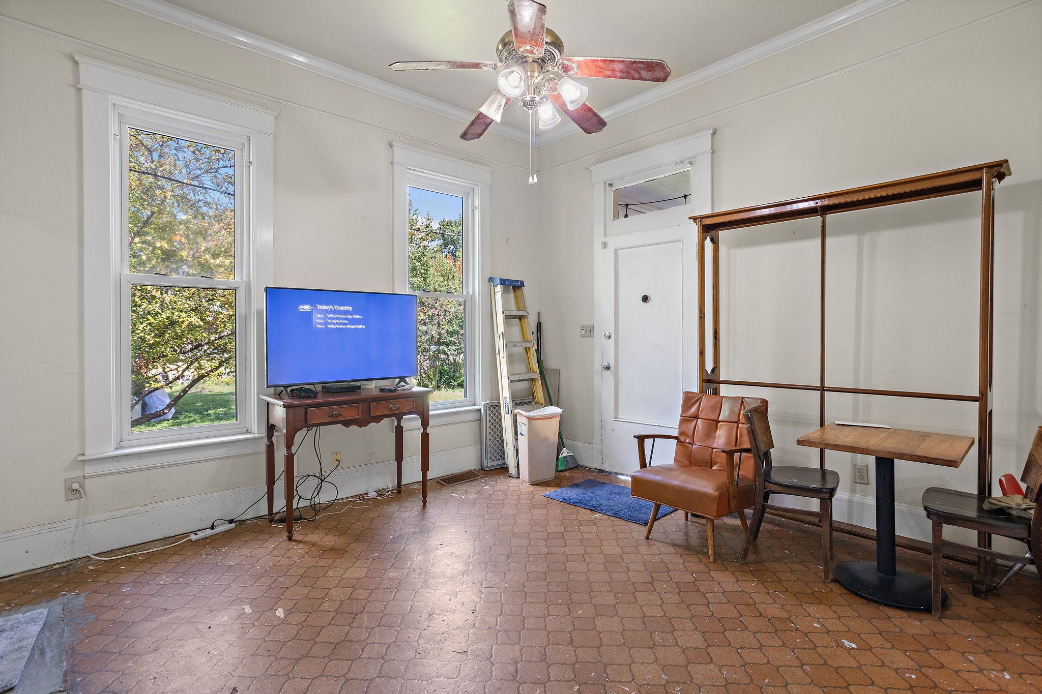 2109 Elliott Ave