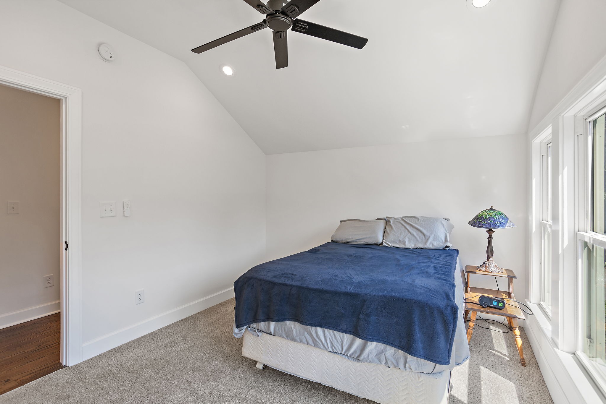 2109 Elliott Ave