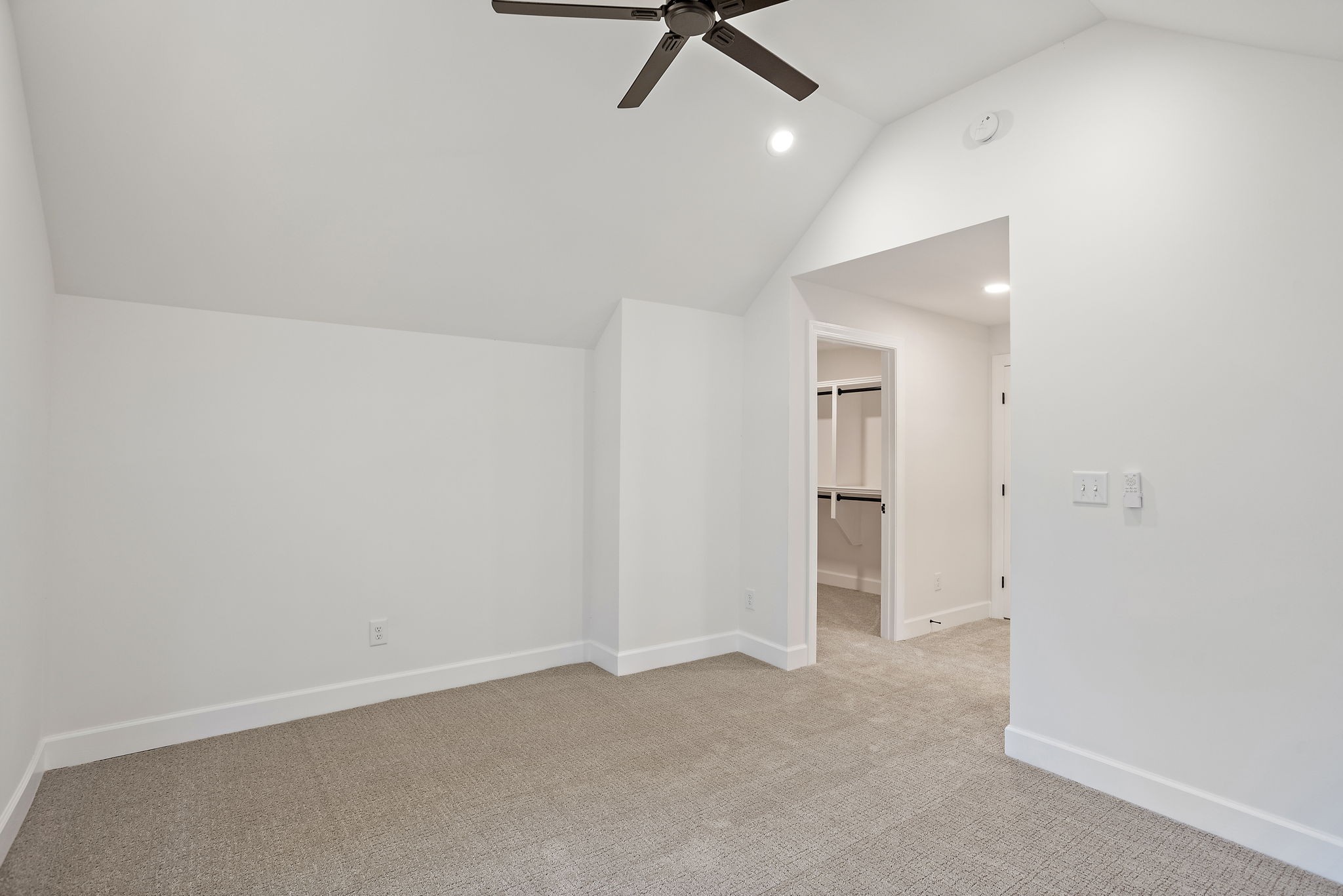 2109 Elliott Ave