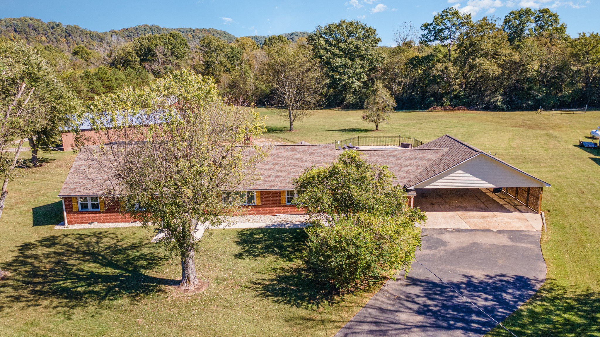 1108 Lakeview Dr