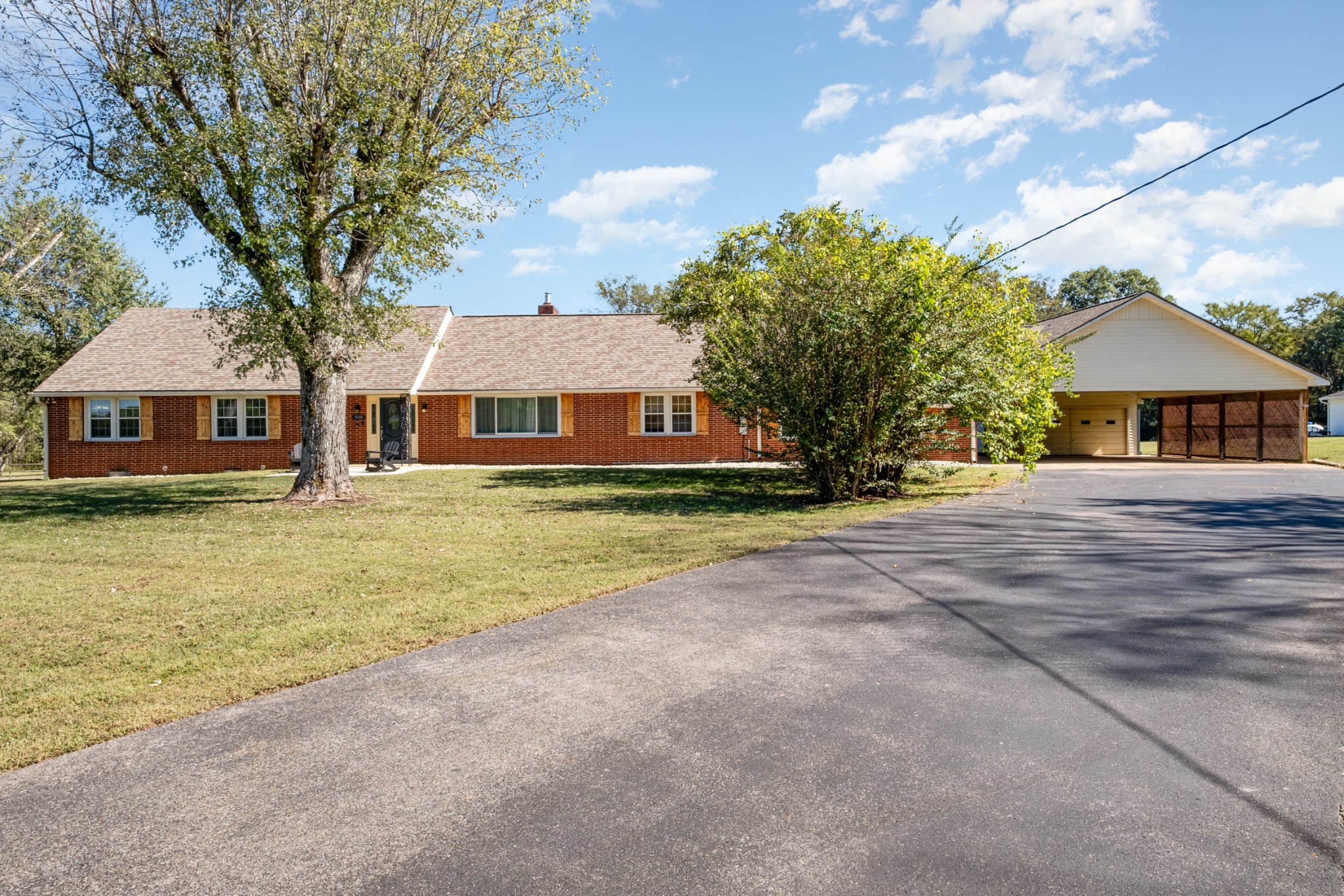 1108 Lakeview Dr
