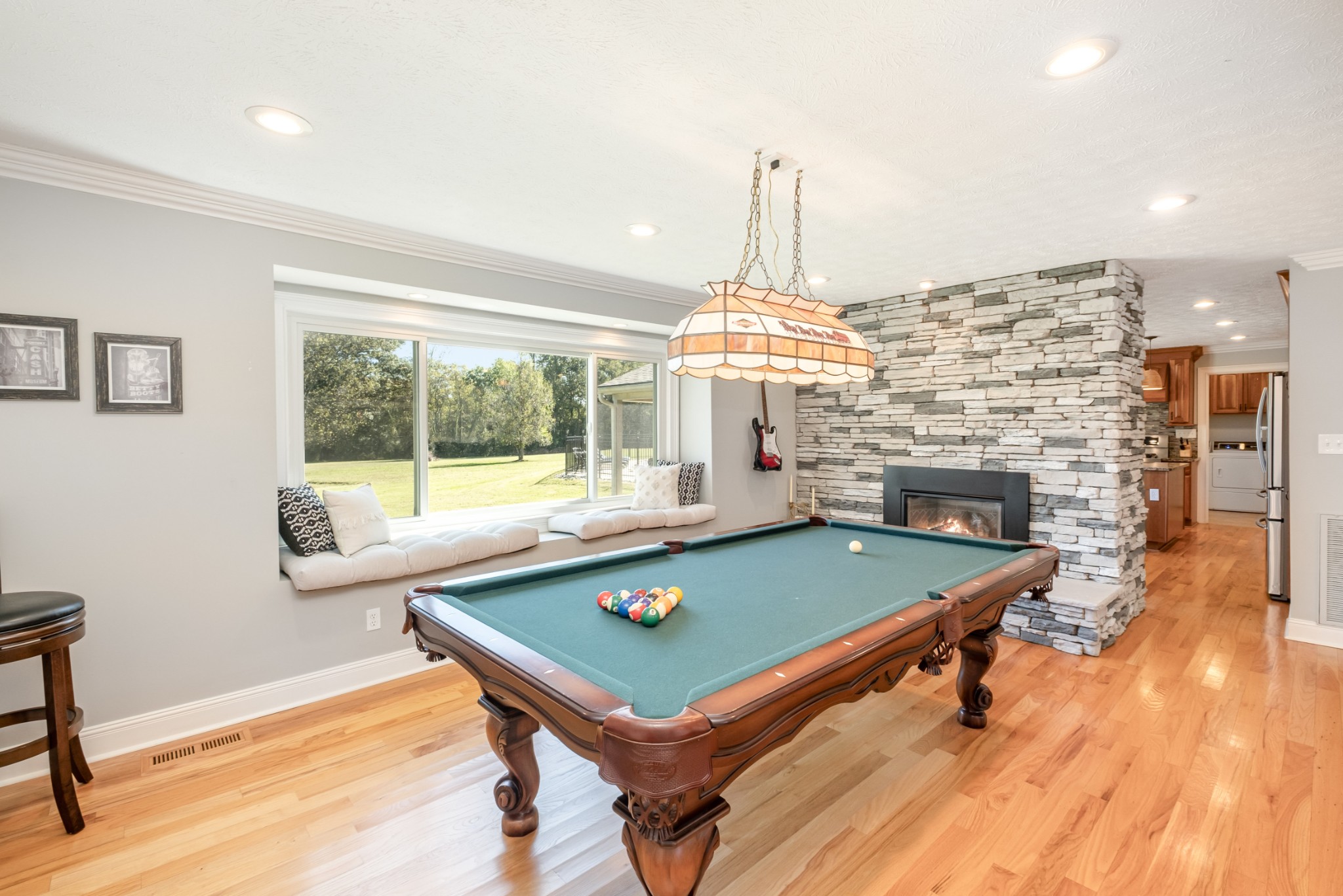1108 Lakeview Dr