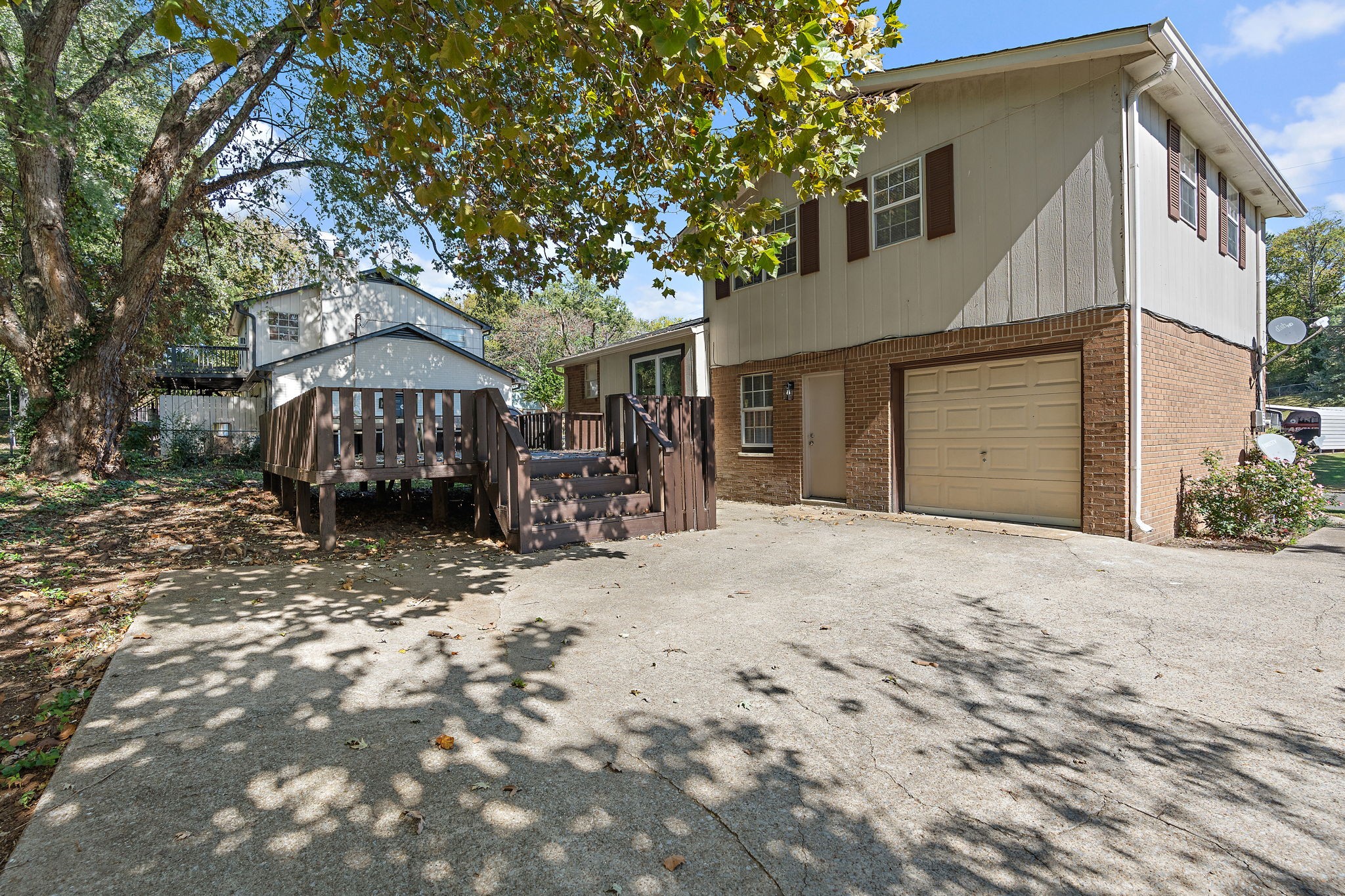 416 Ocala Ct, N