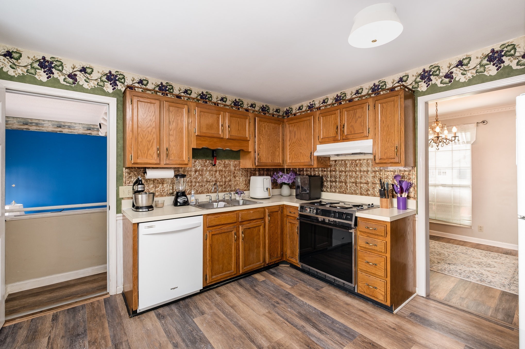 1113 Jacksons Valley Rd