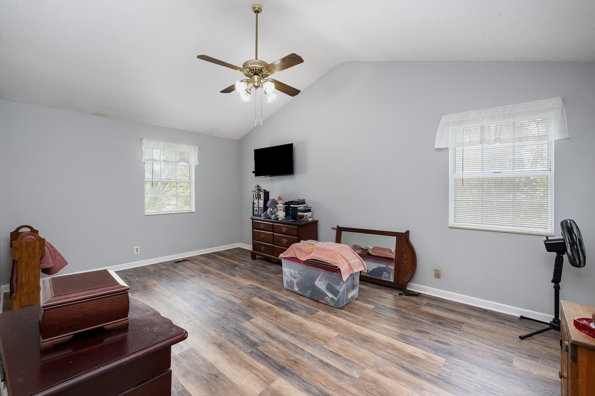 1113 Jacksons Valley Rd