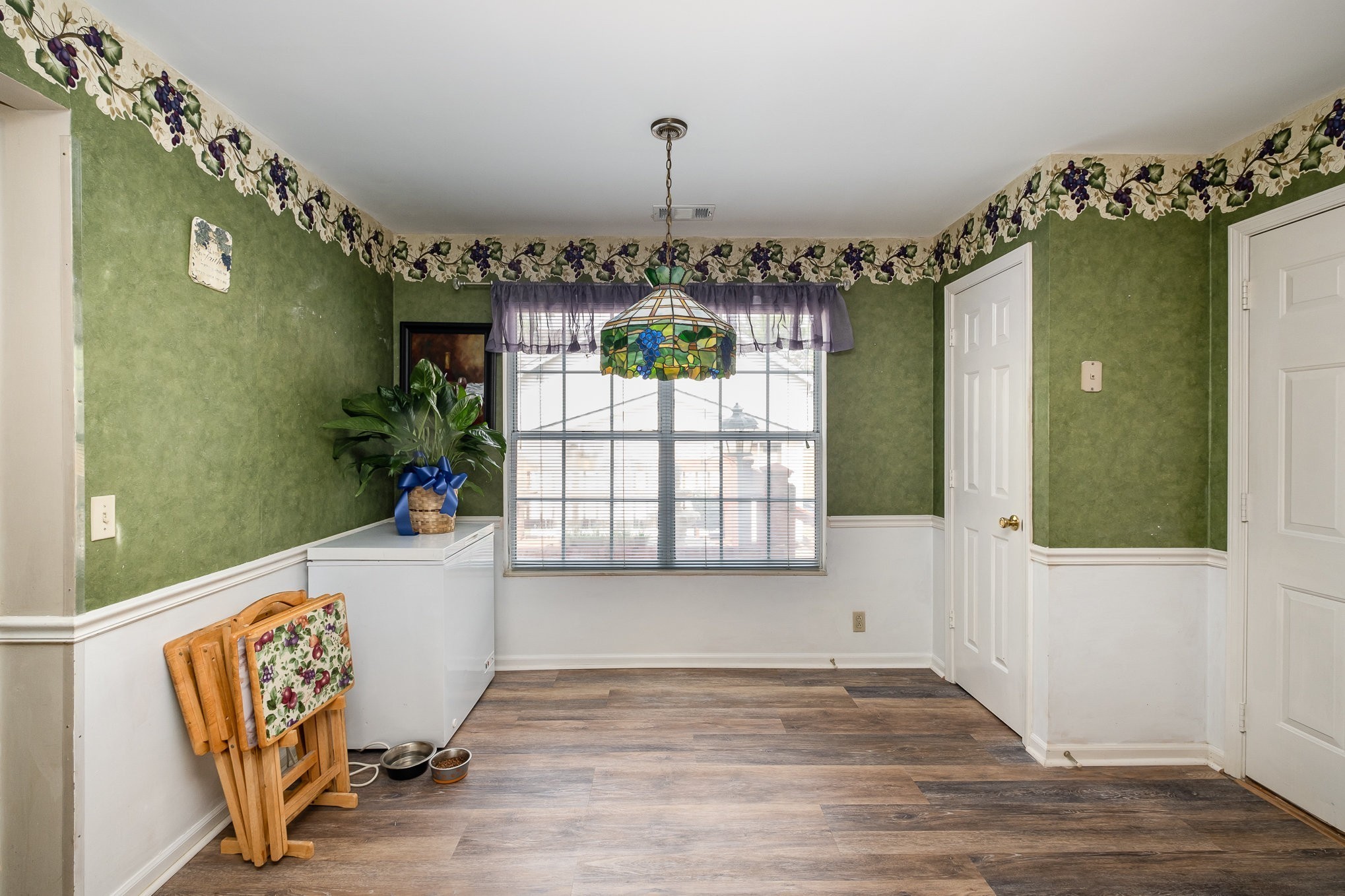 1113 Jacksons Valley Rd