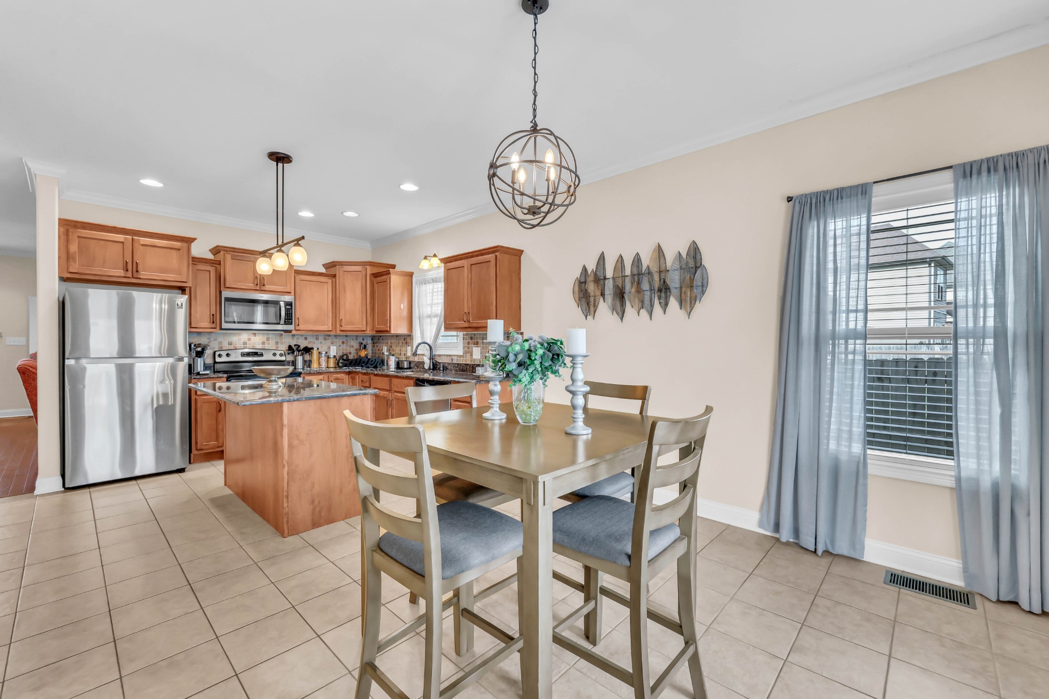 3341 Franklin Meadows Way