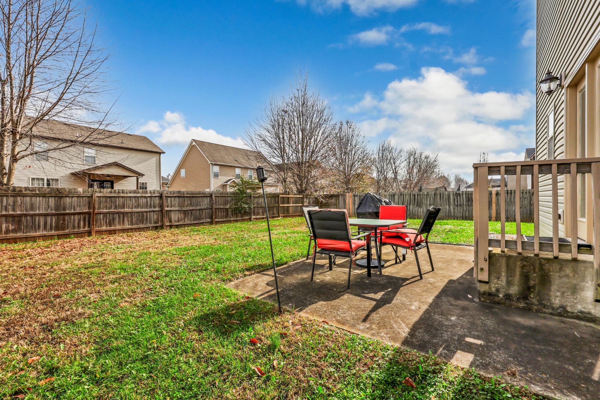 3341 Franklin Meadows Way