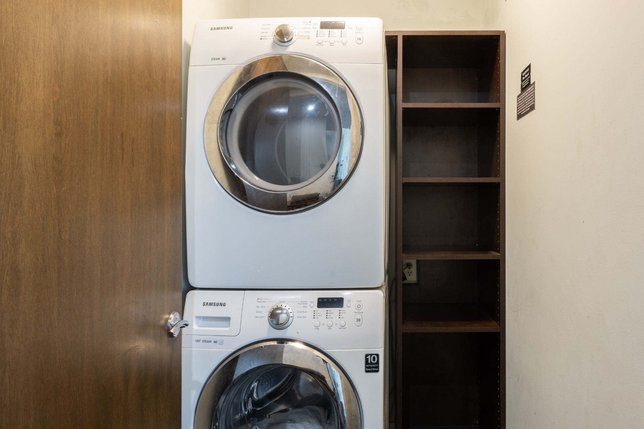 1510 Demonbreun St Unit: 910