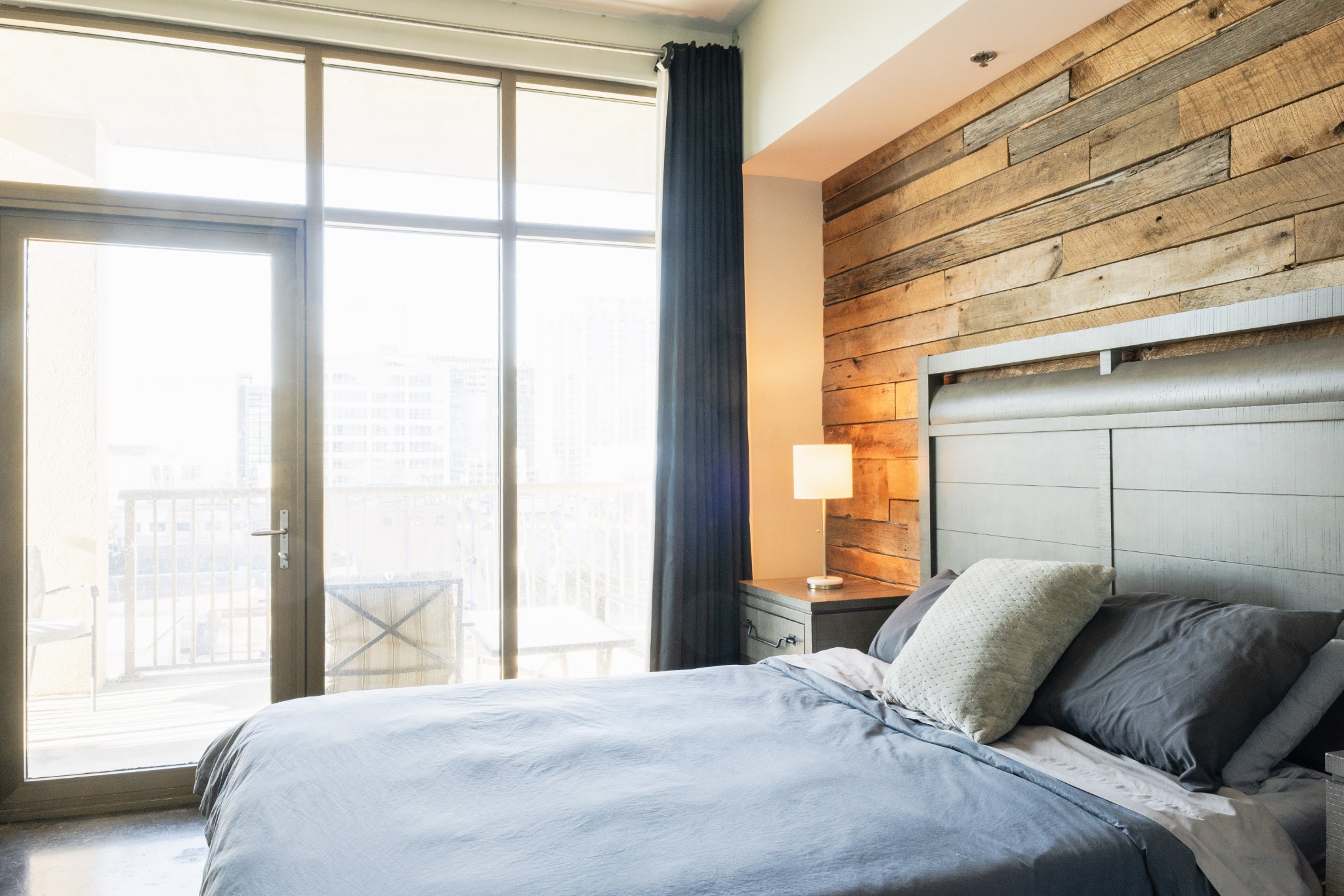 1510 Demonbreun St Unit: 910