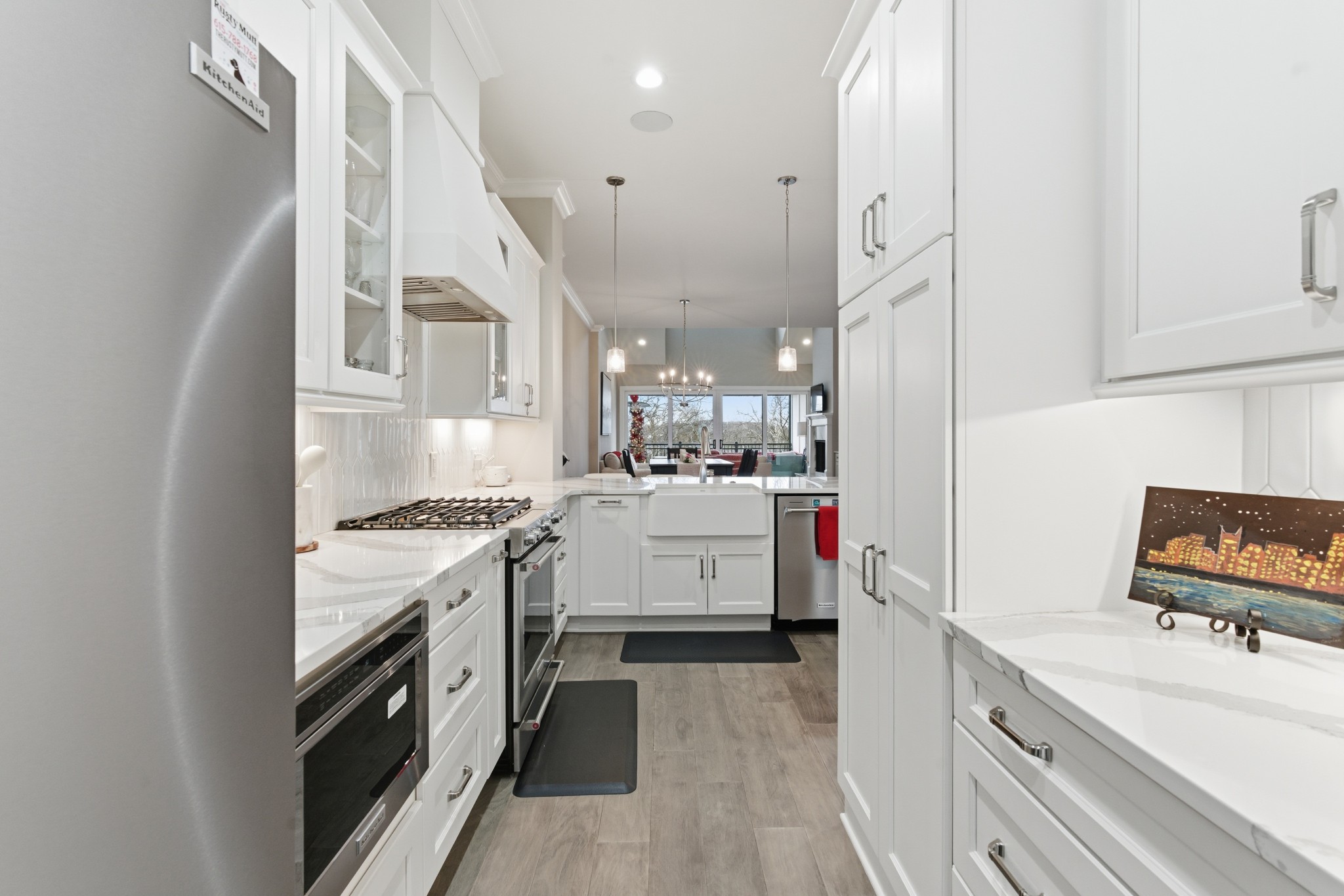 1024 Club View Drive Unit: B301