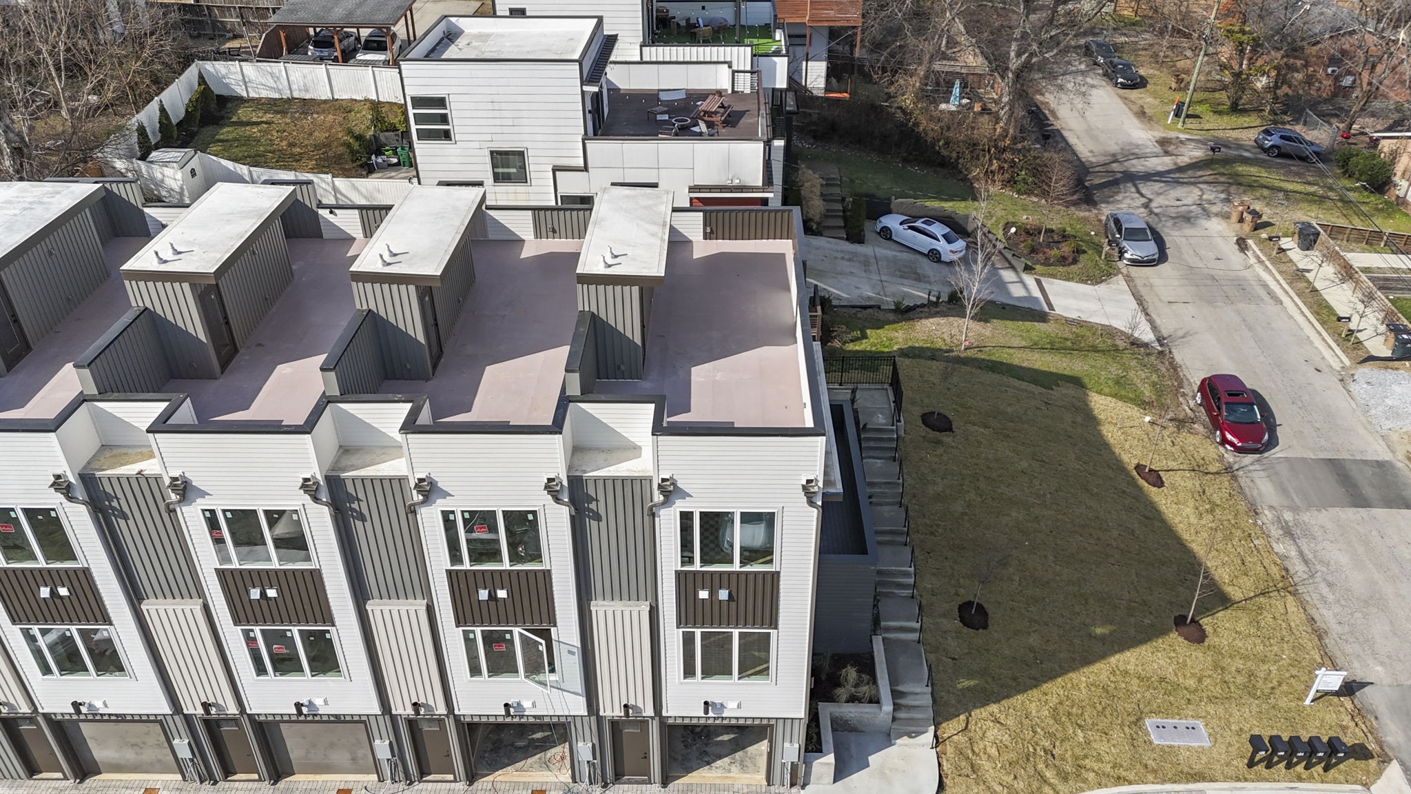 100 Fairview Ct