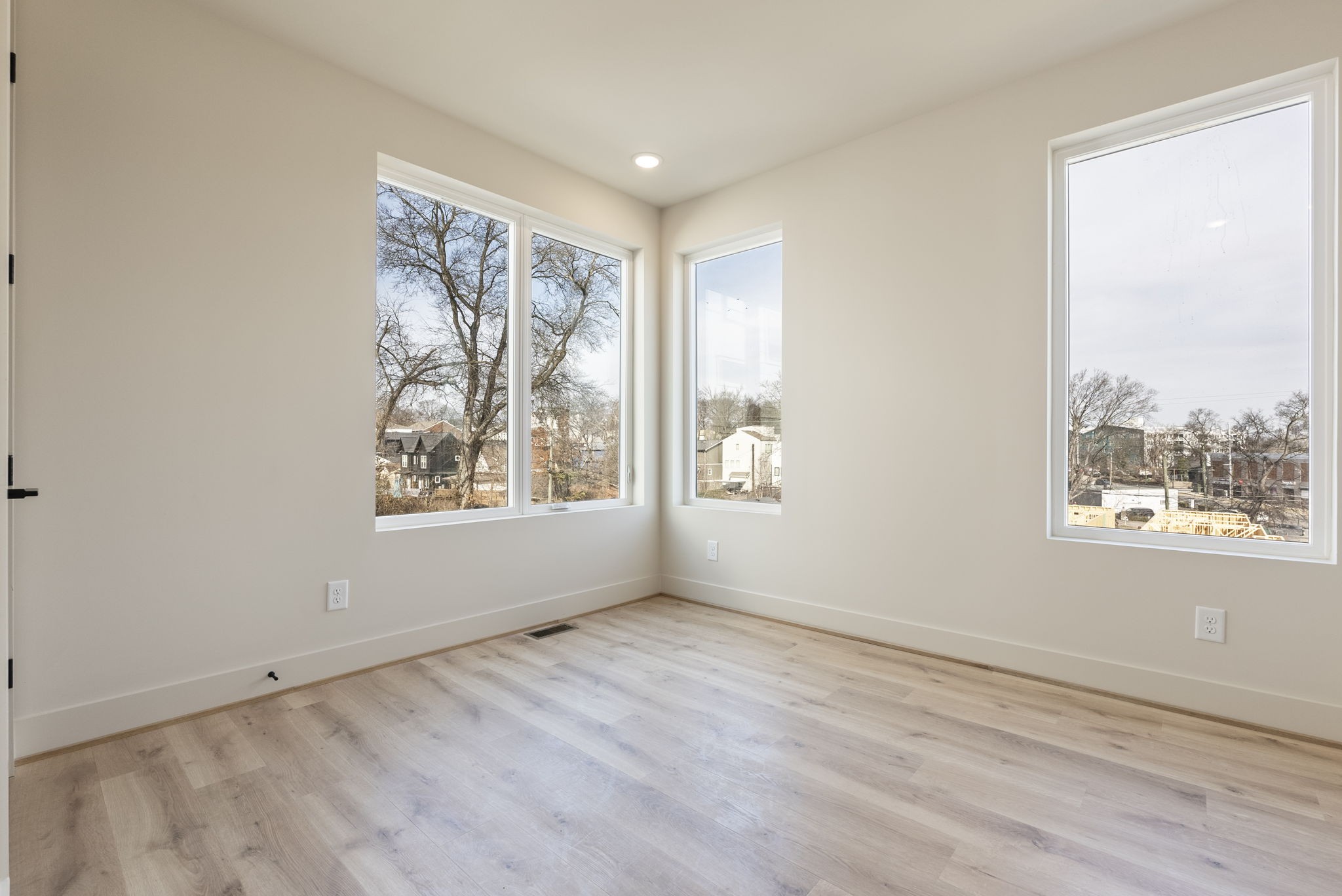 100 Fairview Ct