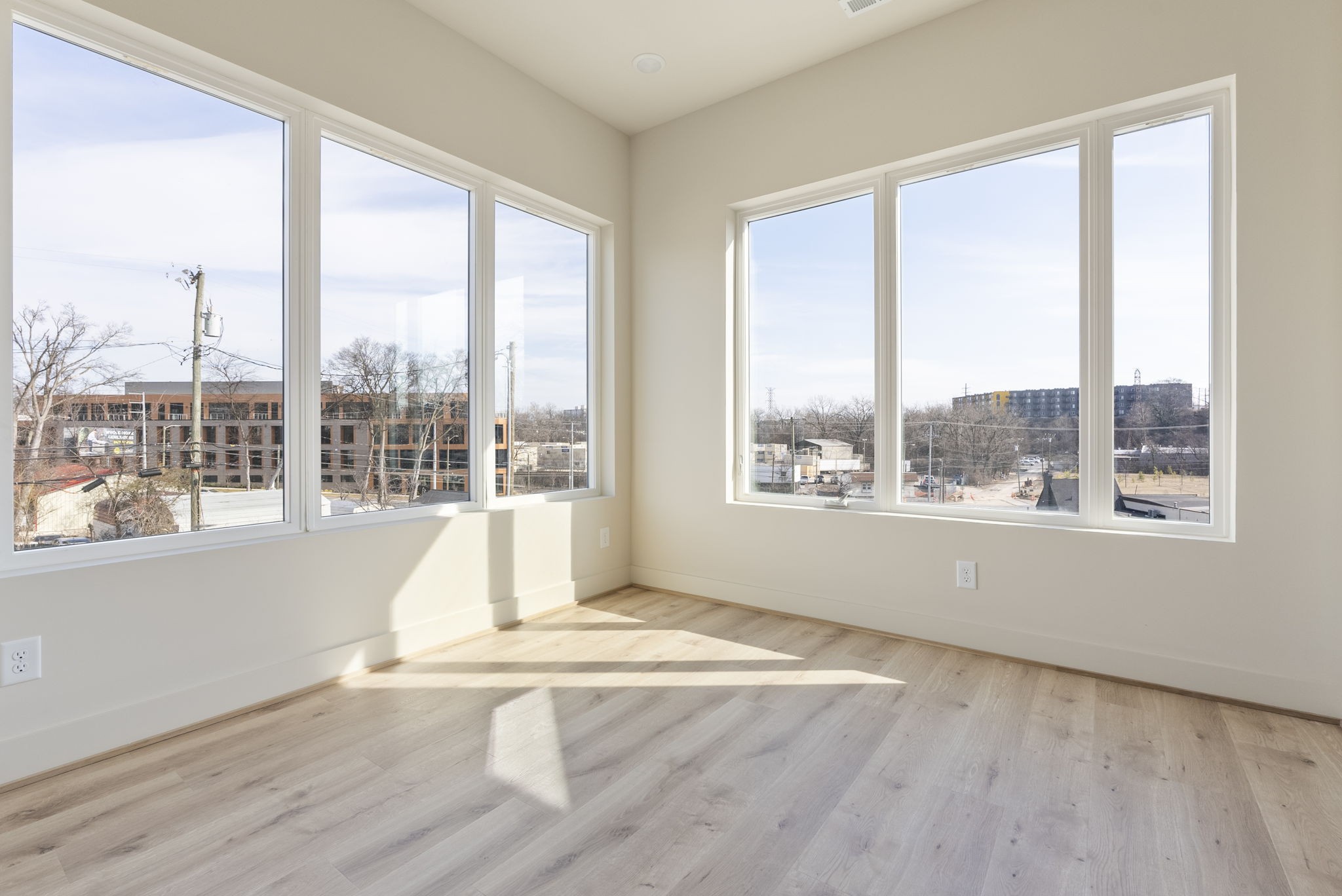 100 Fairview Ct