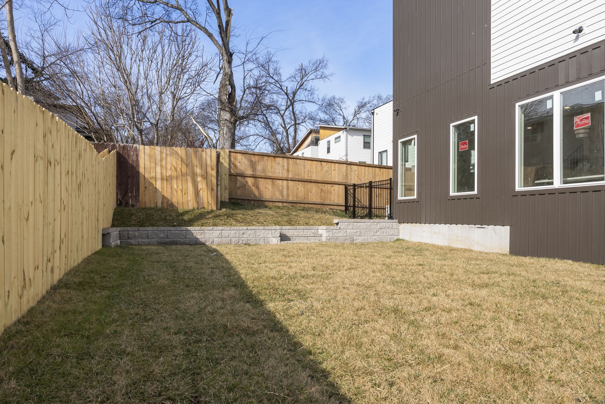 100 Fairview Ct