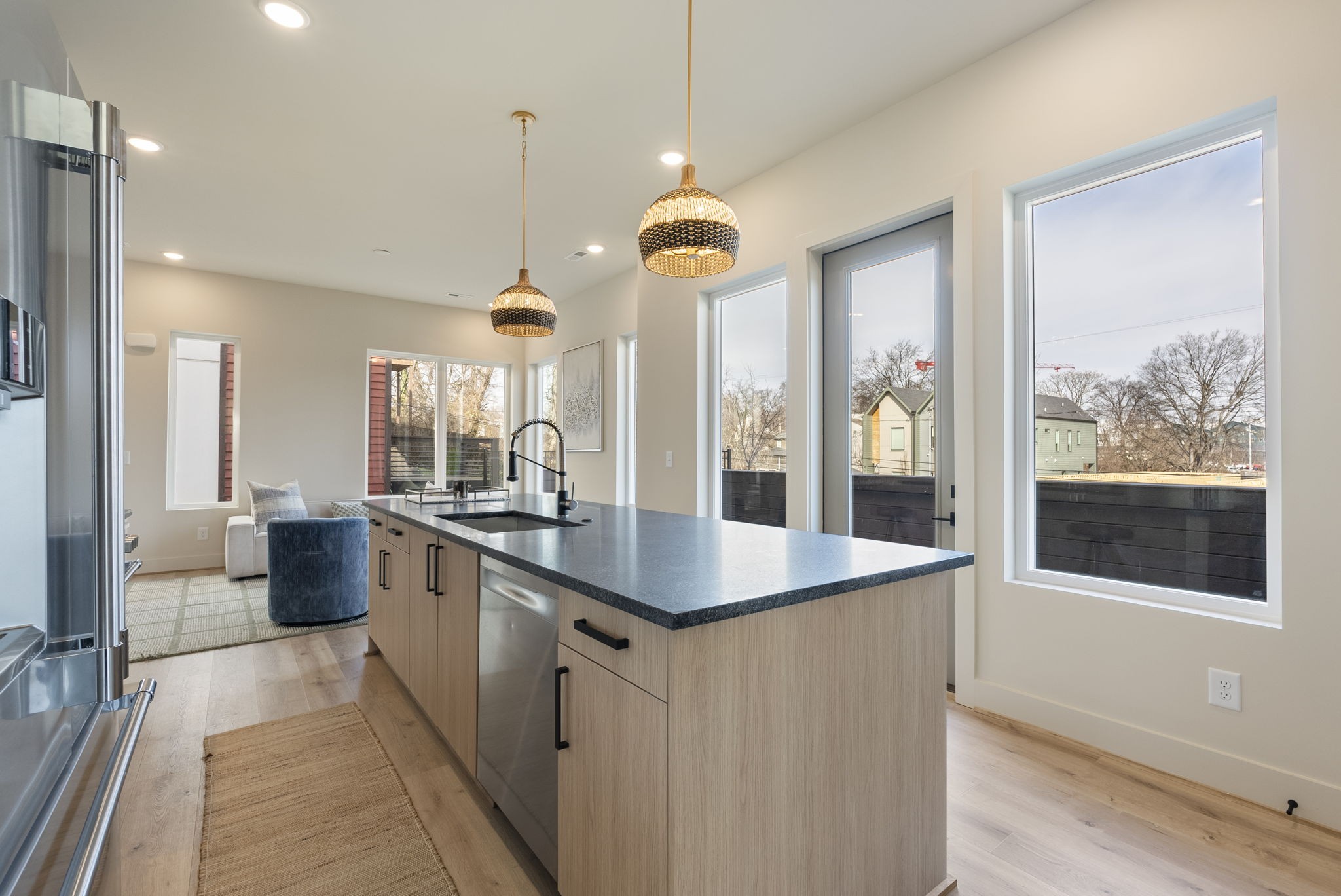 100 Fairview Ct