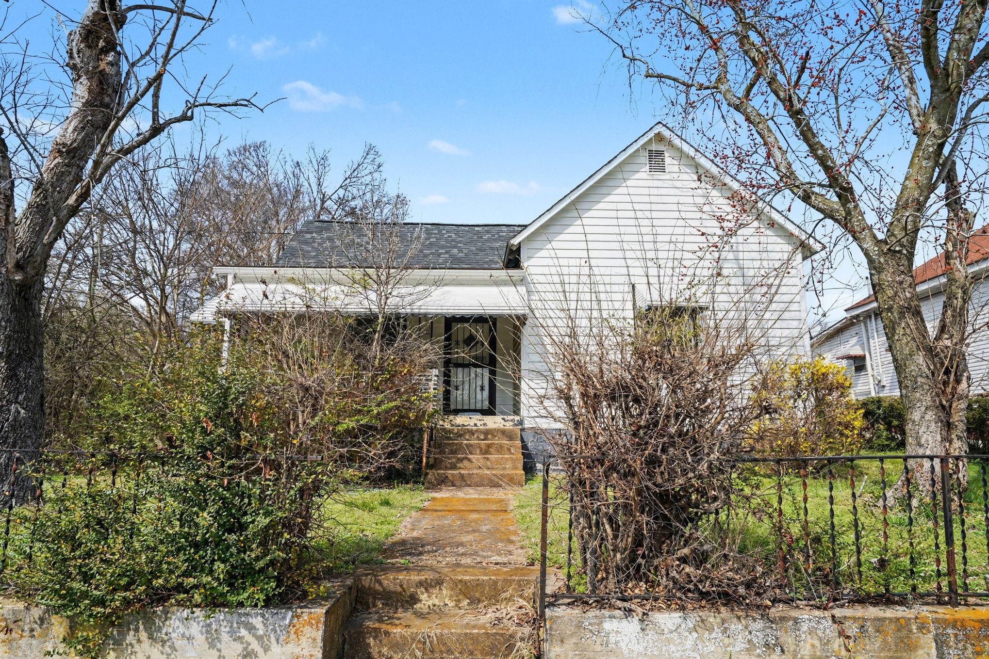 1110 Cass St