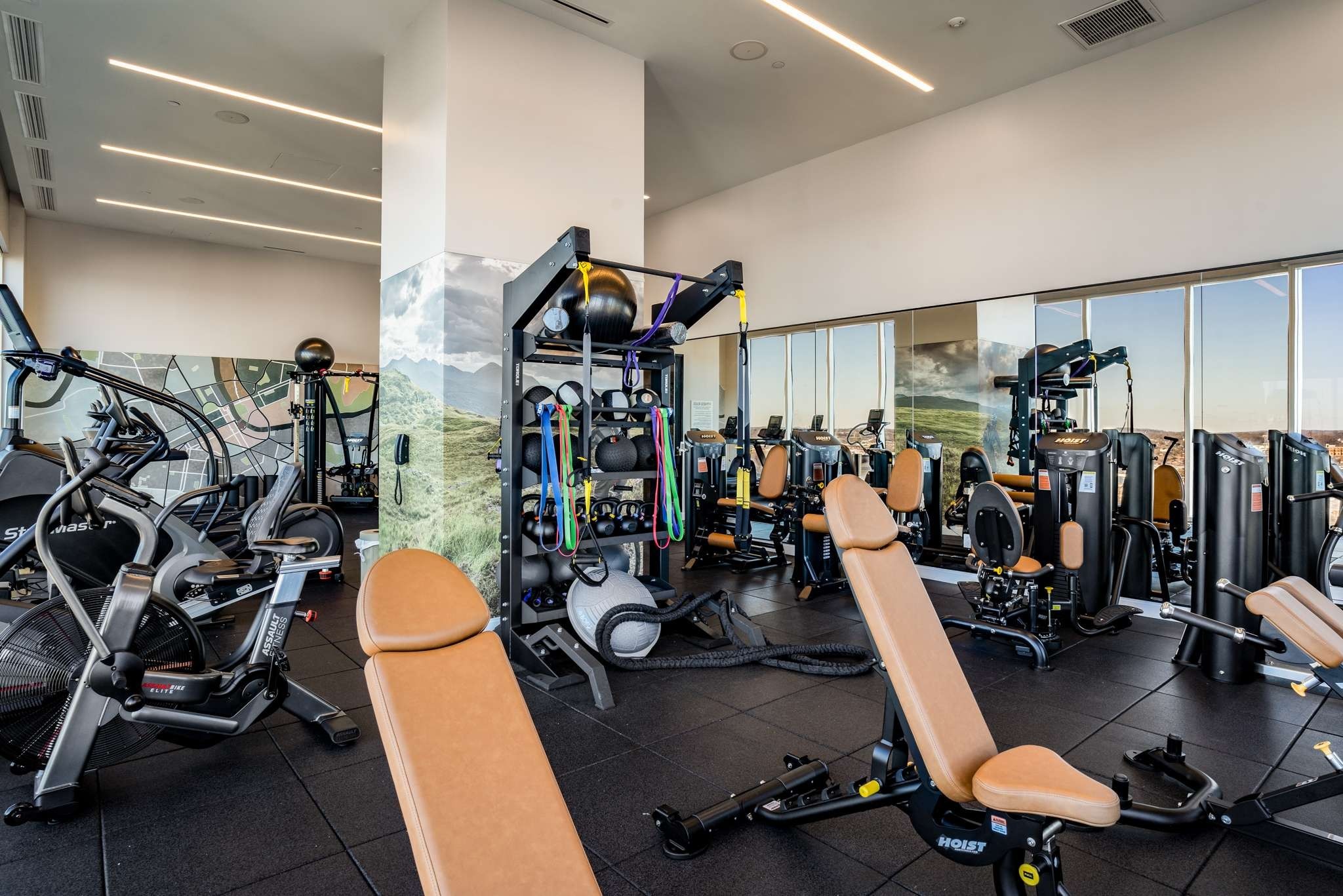 160 2nd Ave, S Unit: 1904